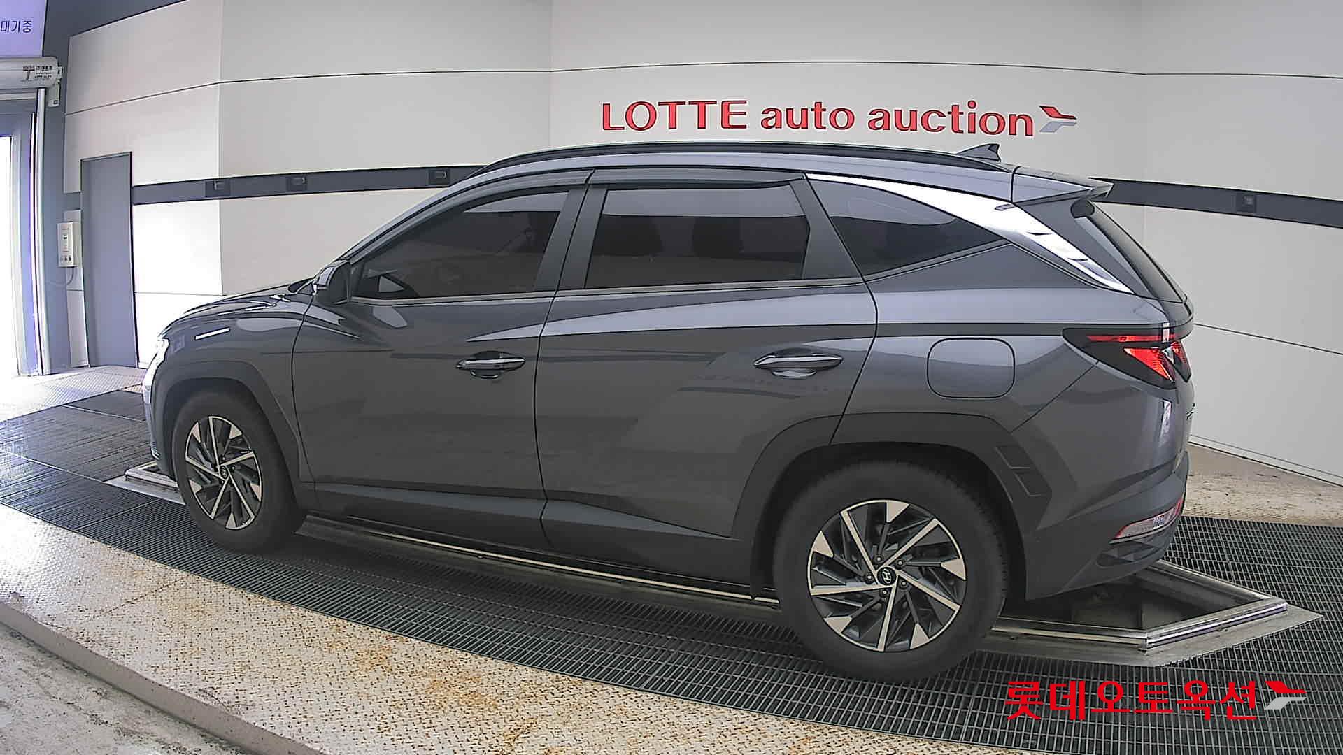 2021 - hyundai tucson