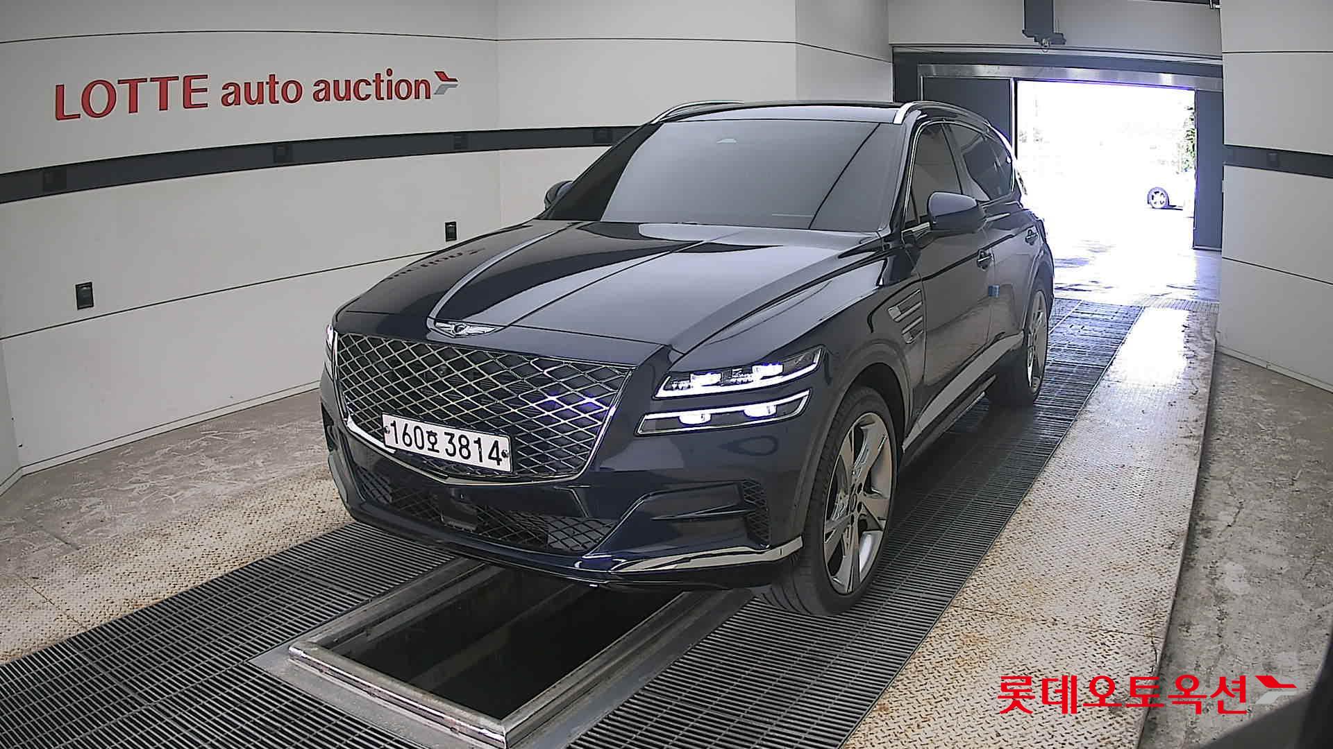2021 - genesis gv80
