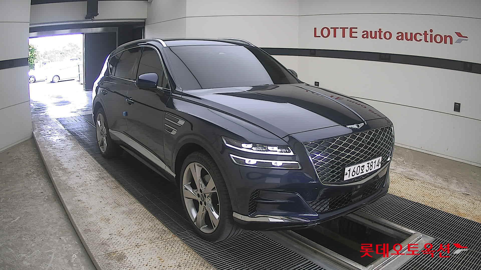 2021 - genesis gv80