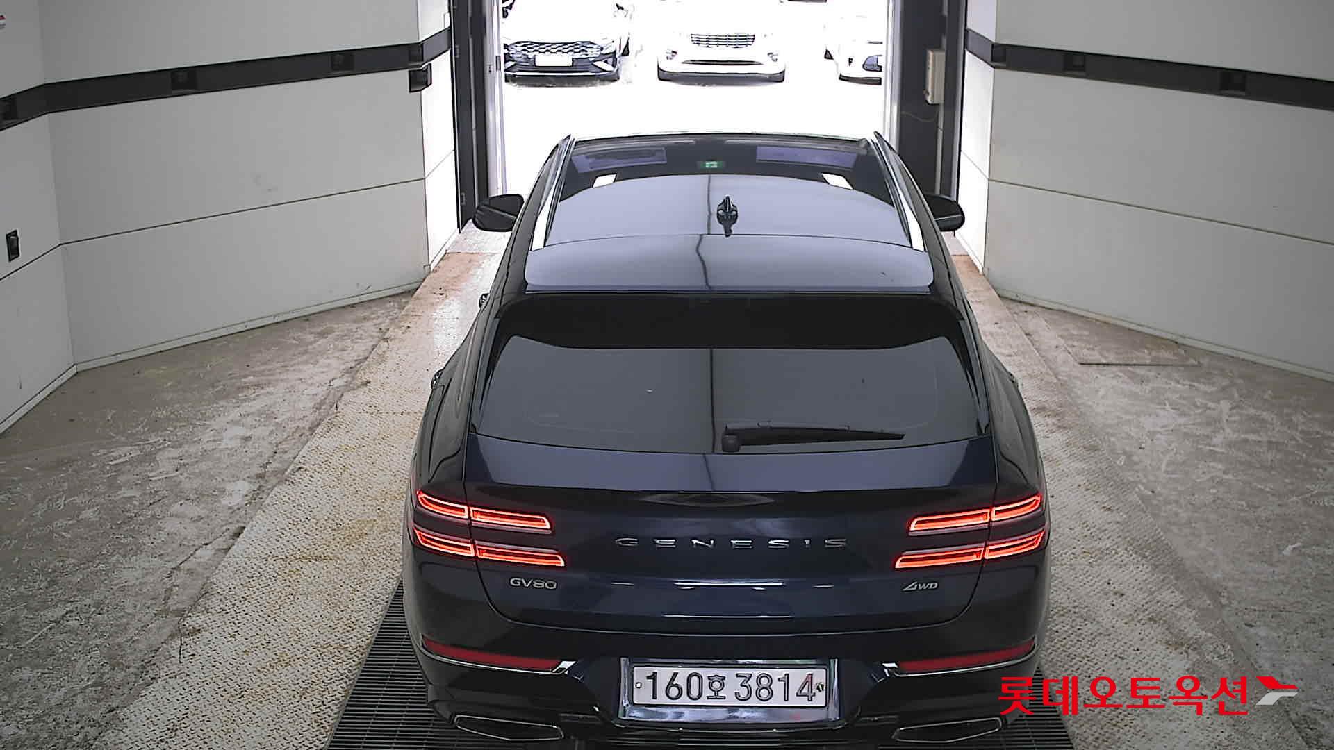 2021 - genesis gv80