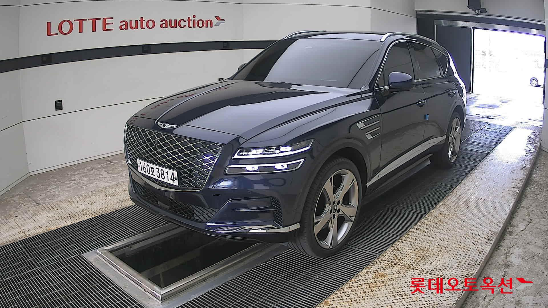 2021 - genesis gv80