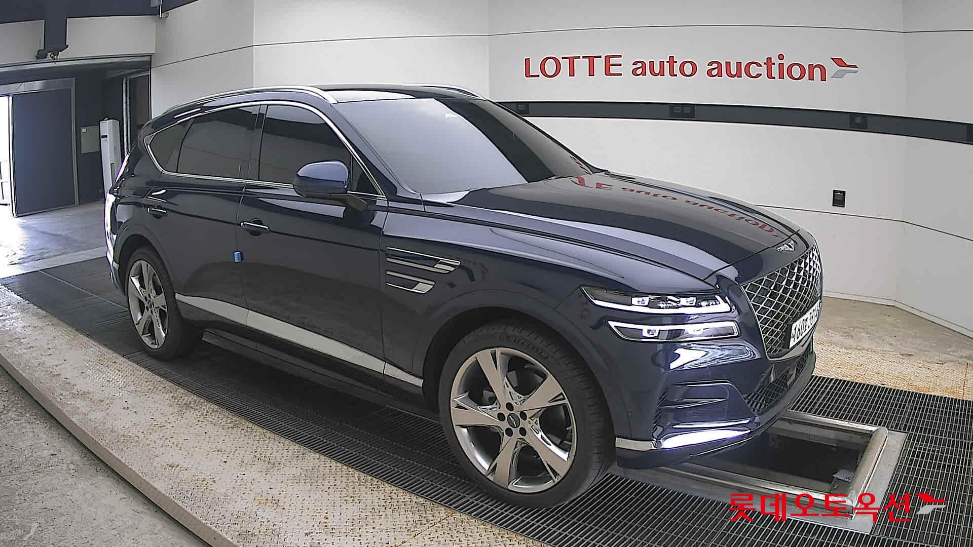 2021 - genesis gv80