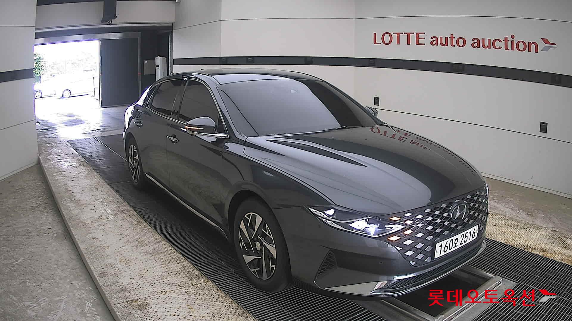 2021 - hyundai grandeur