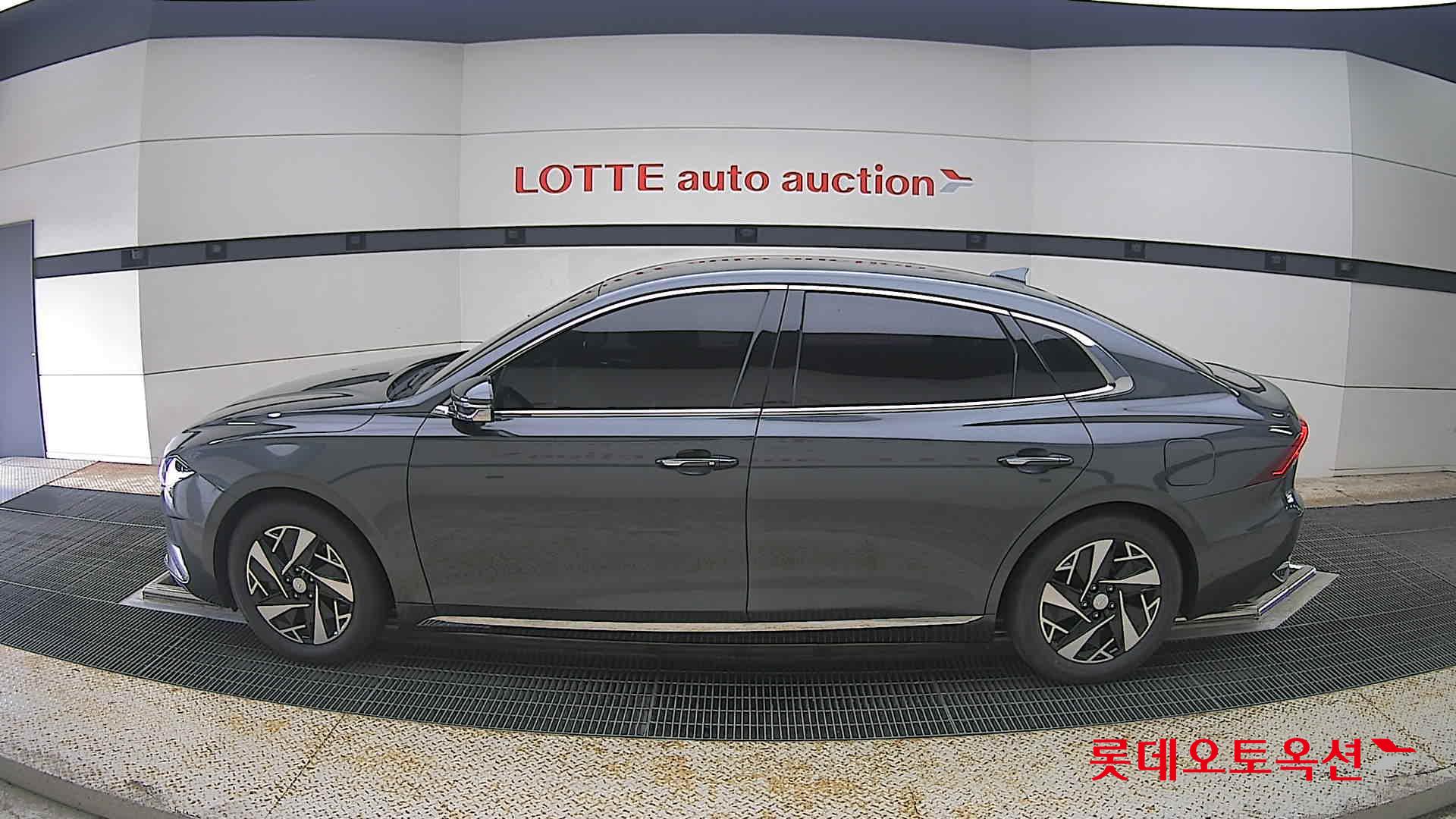 2021 - hyundai grandeur