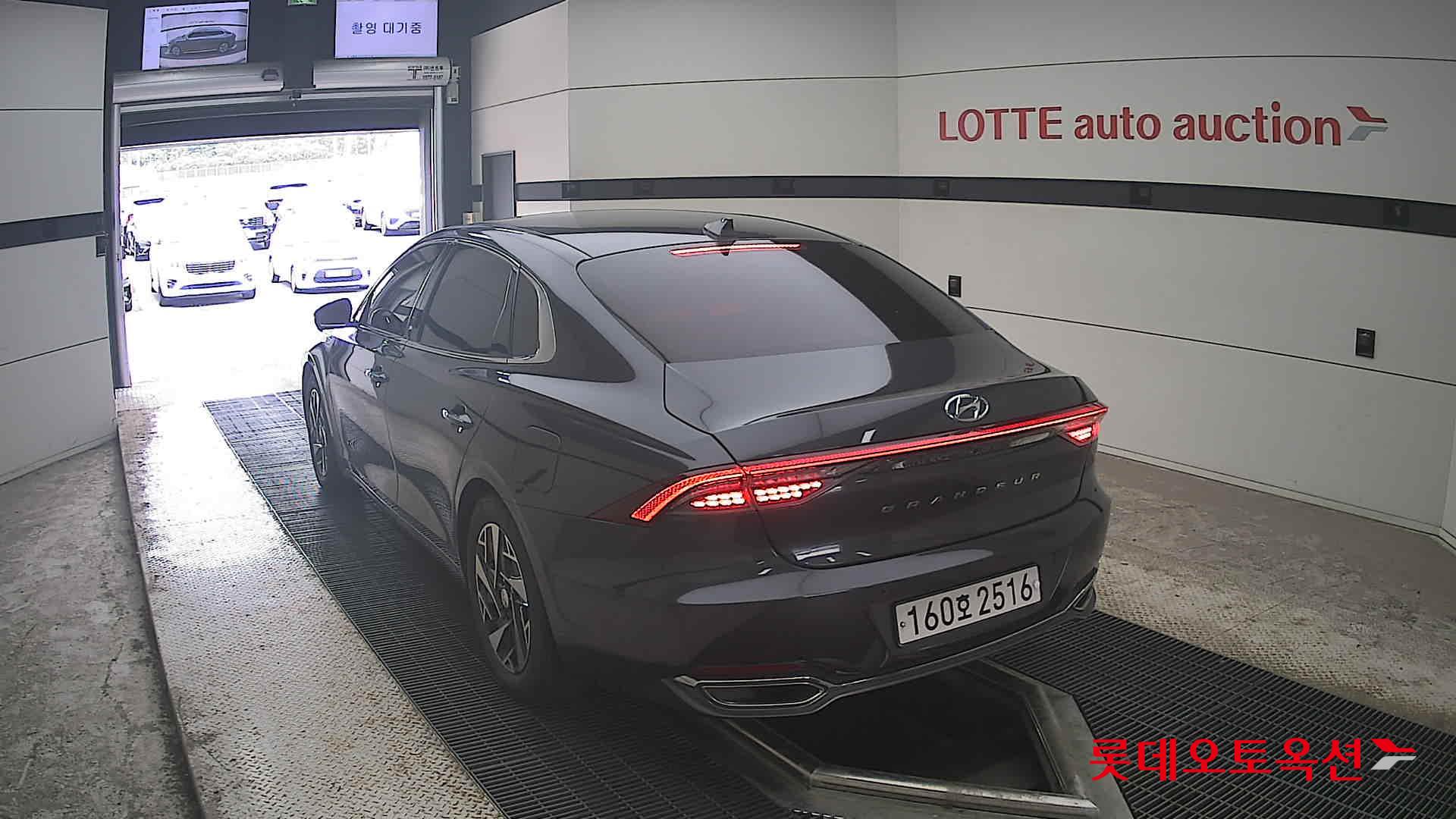 2021 - hyundai grandeur
