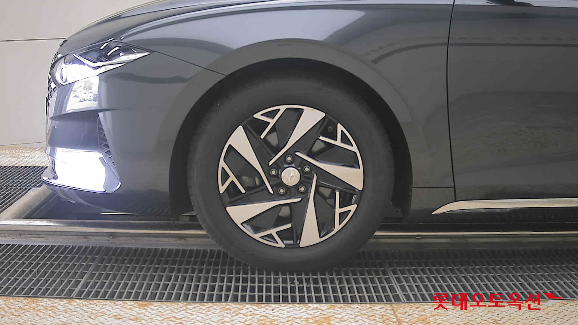 2021 - hyundai grandeur