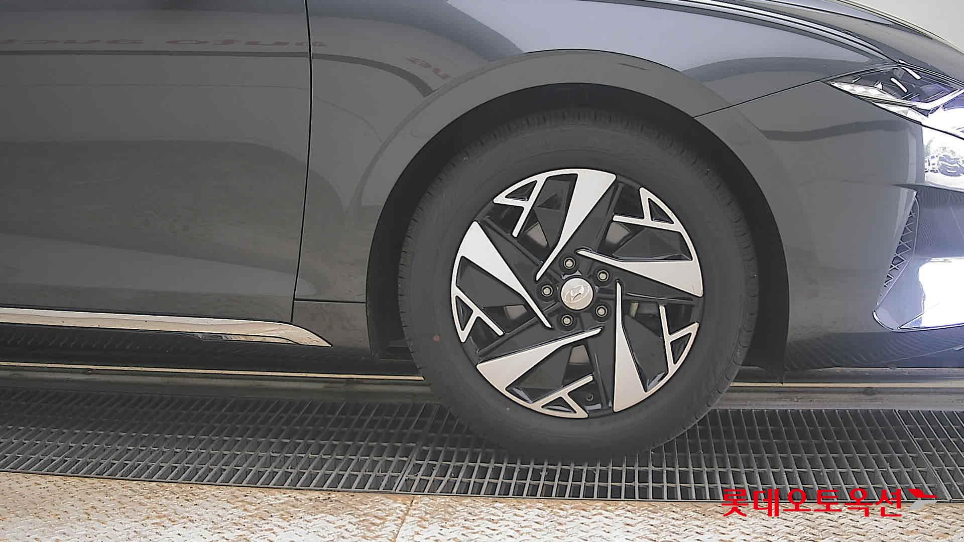 2021 - hyundai grandeur