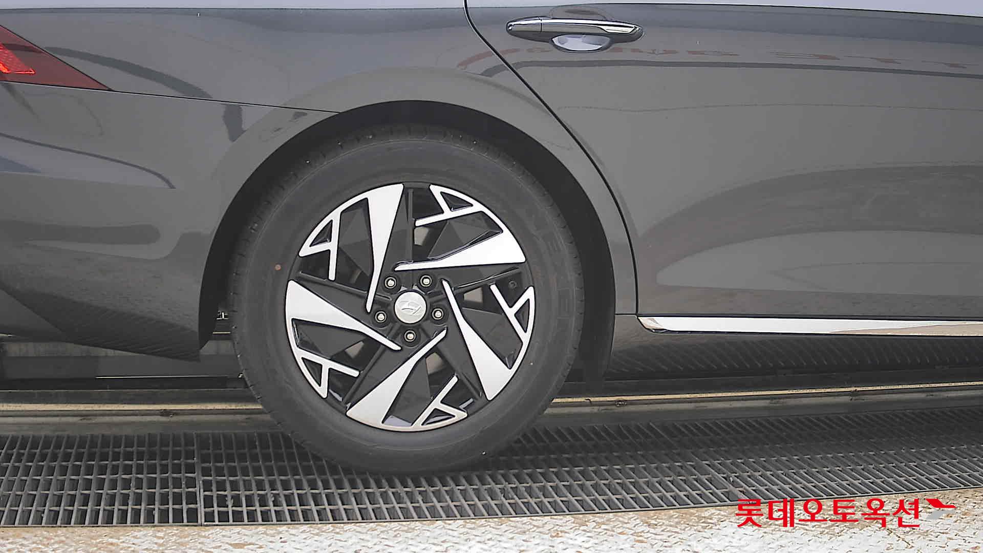 2021 - hyundai grandeur