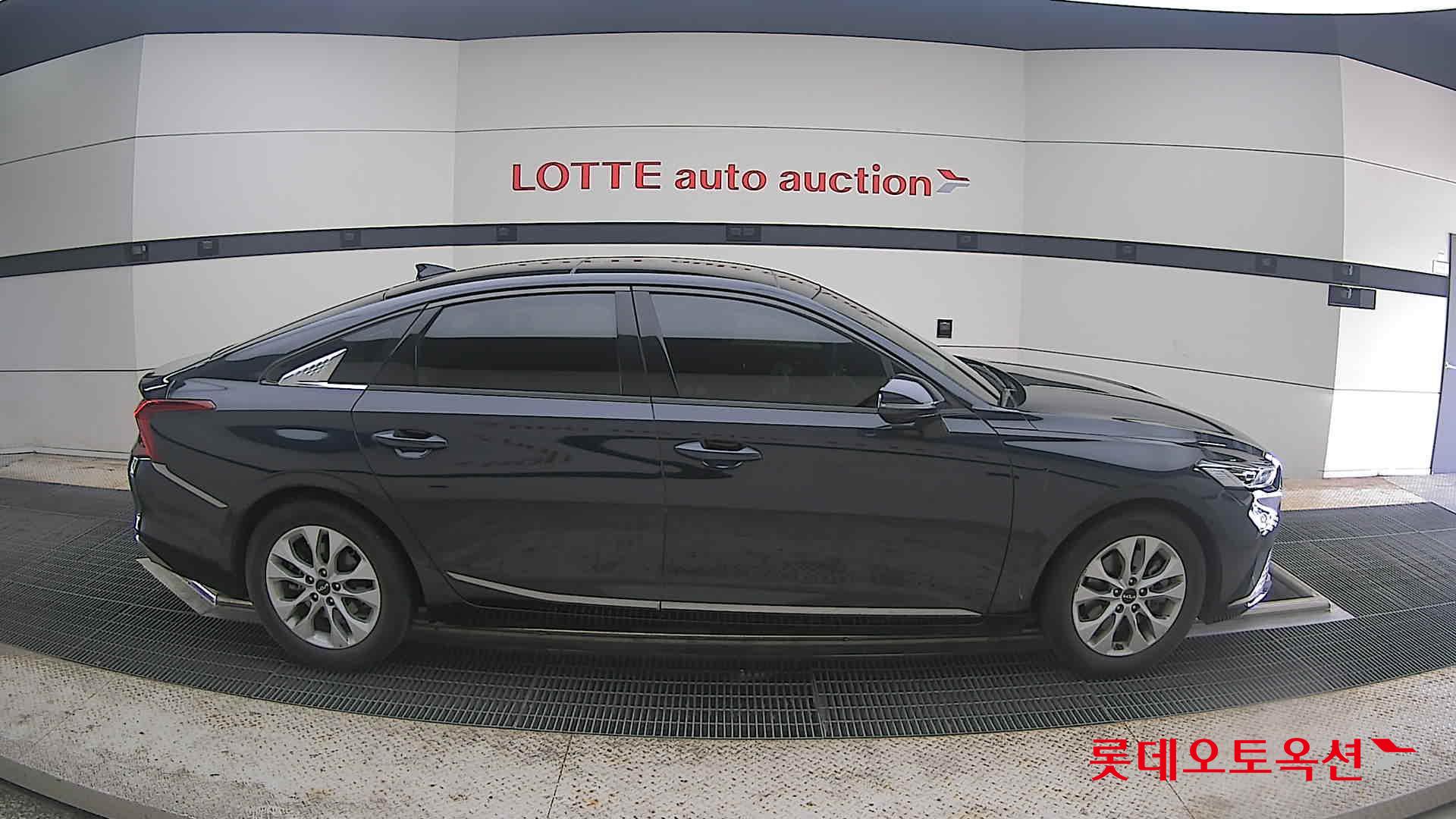 2022 - kia k8