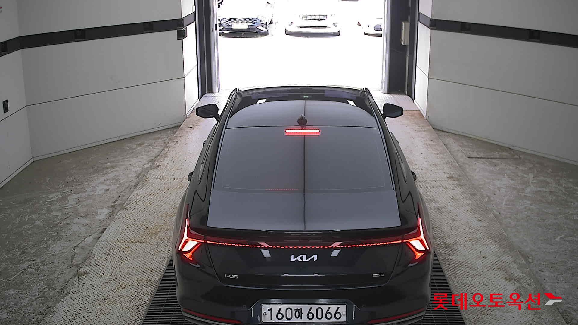 2022 - kia k8