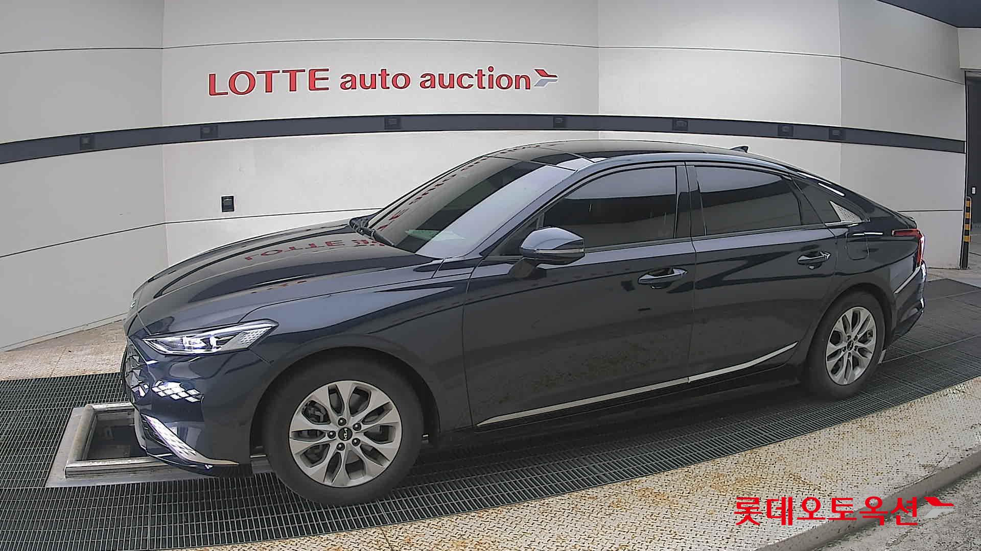 2022 - kia k8