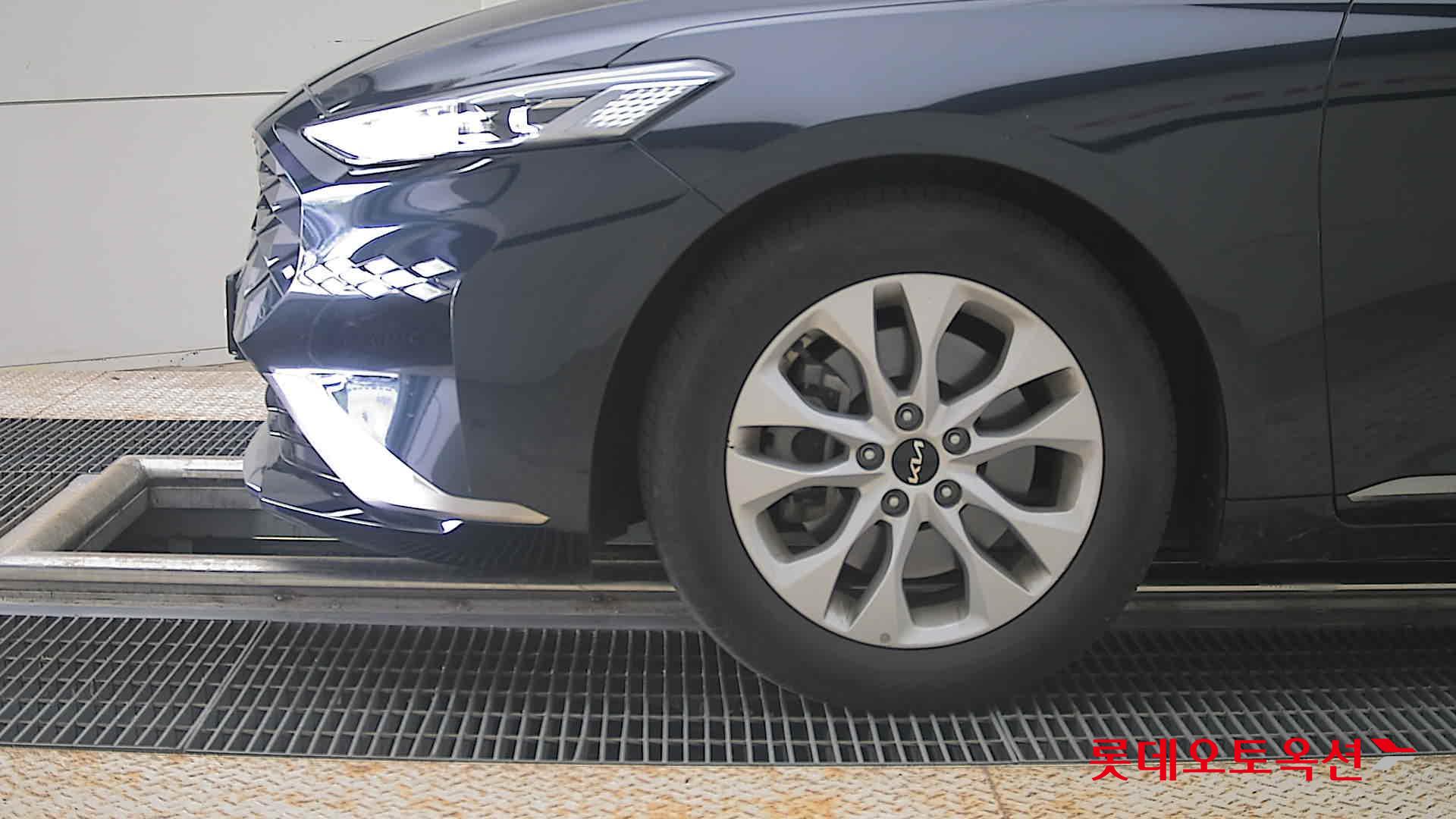 2022 - kia k8