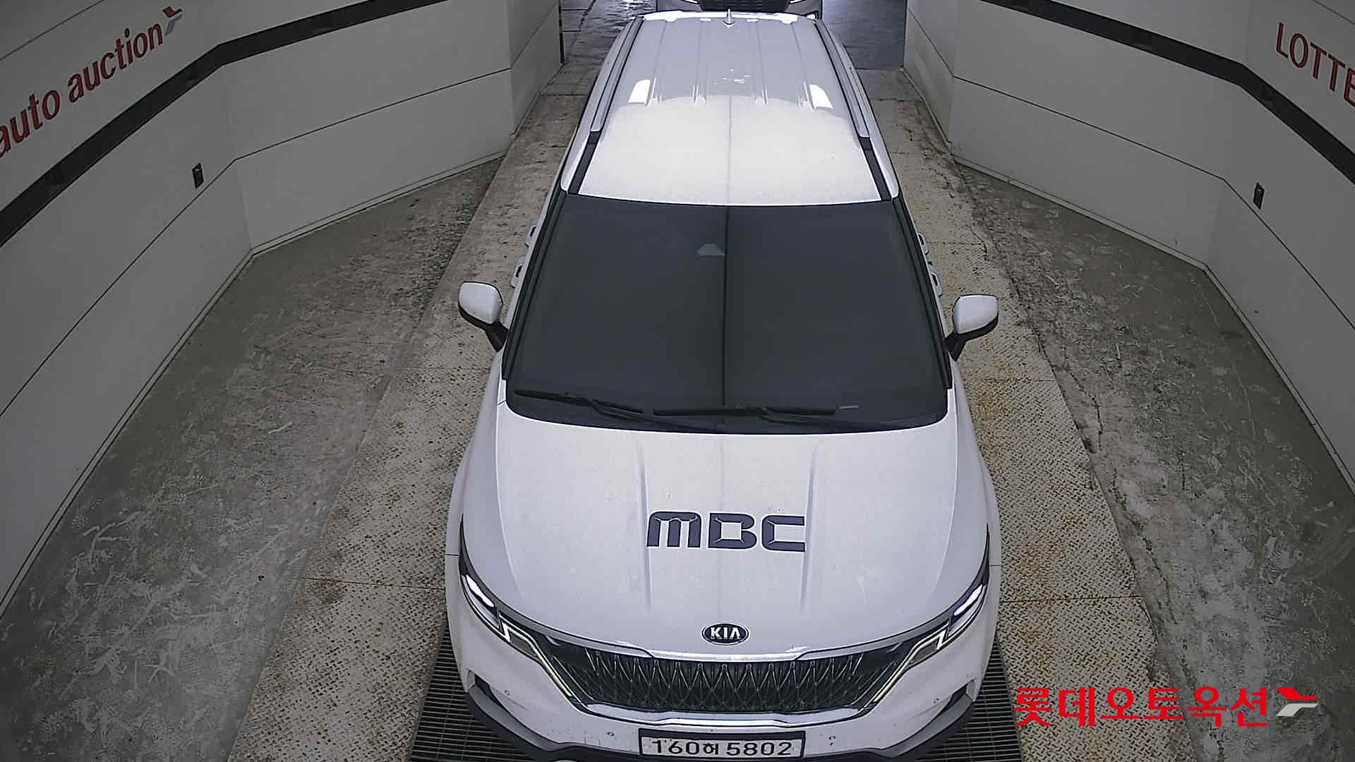 2021 - kia carnival