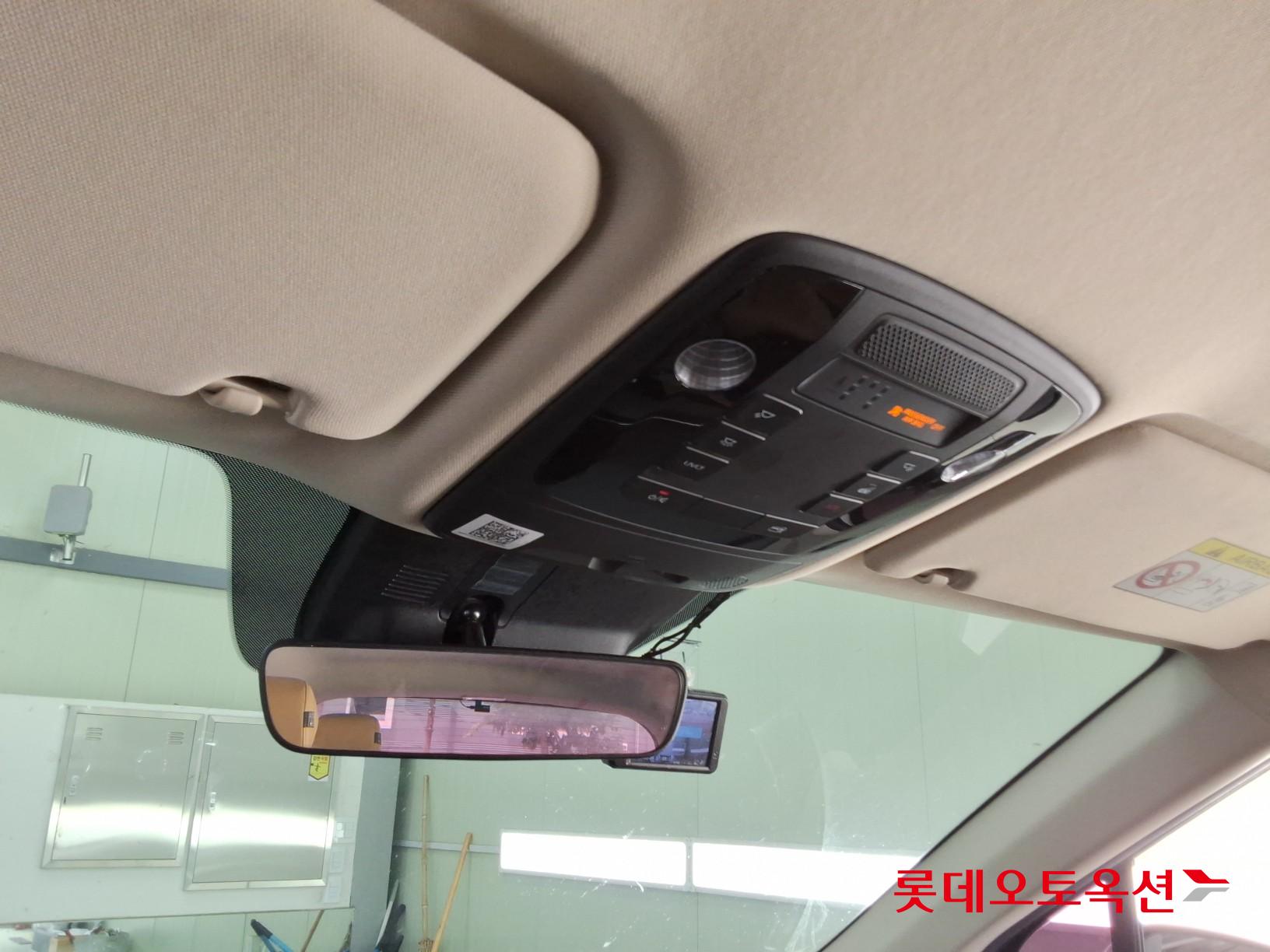 2021 - kia carnival