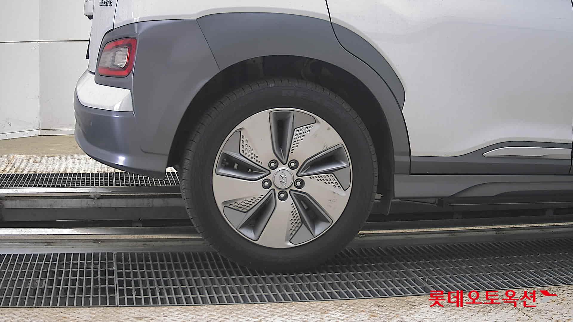 2020 - hyundai kona