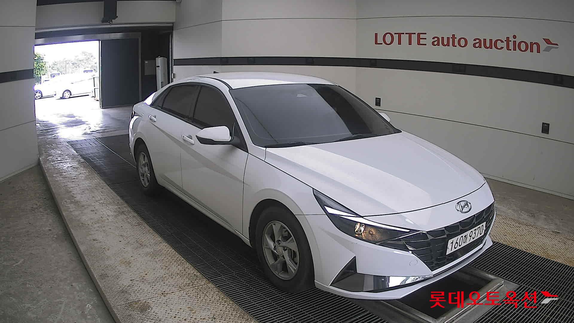 2021 - hyundai avante