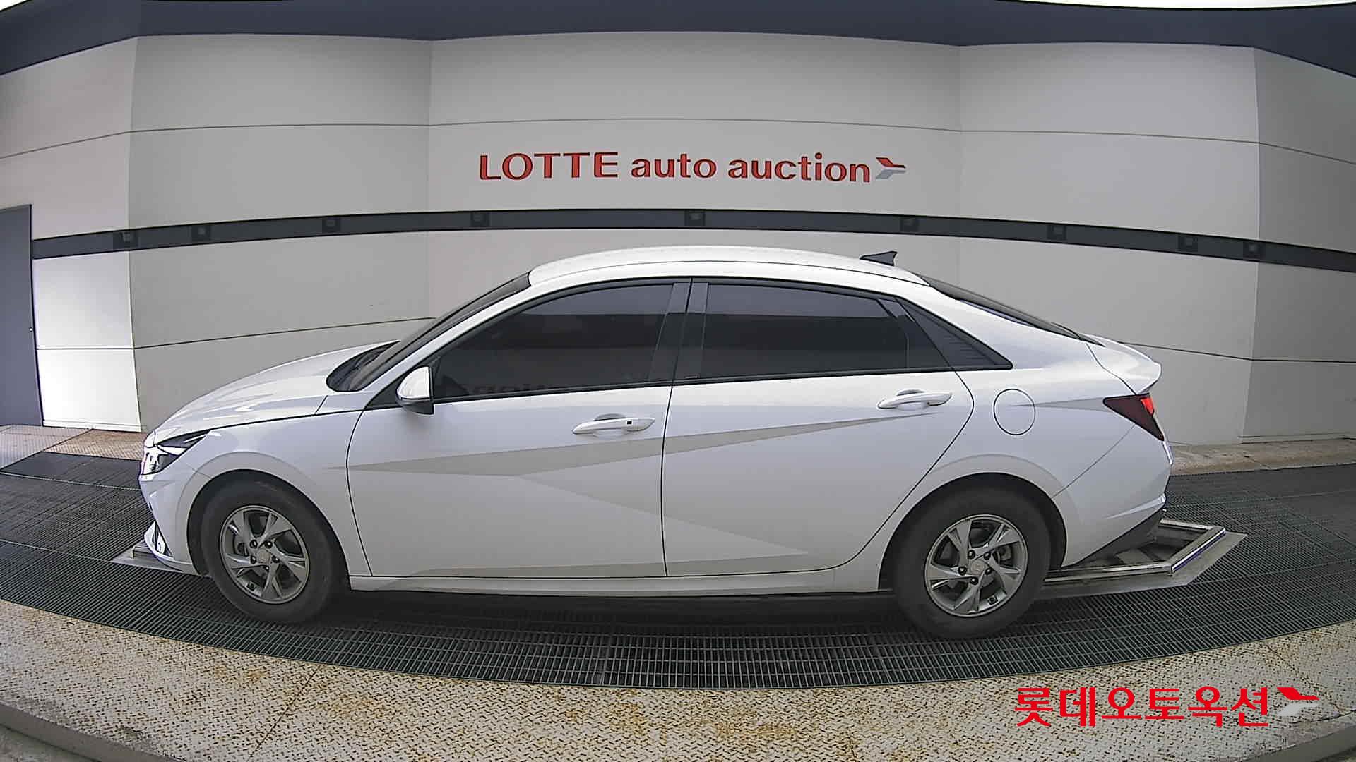 2021 - hyundai avante