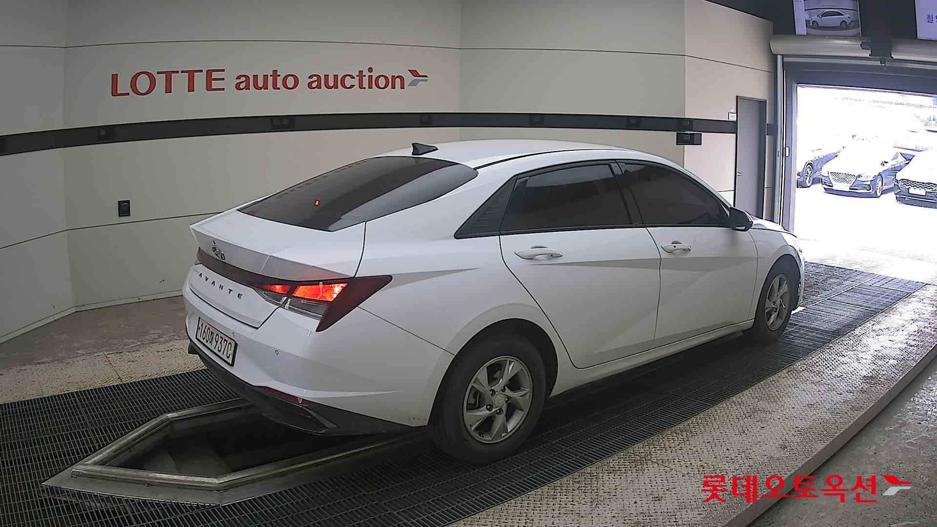 2021 - hyundai avante