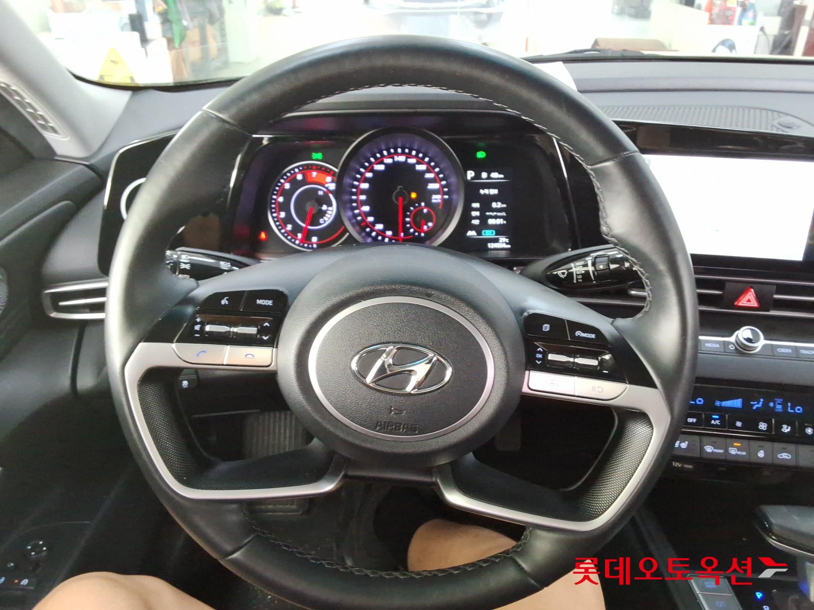 2021 - hyundai avante