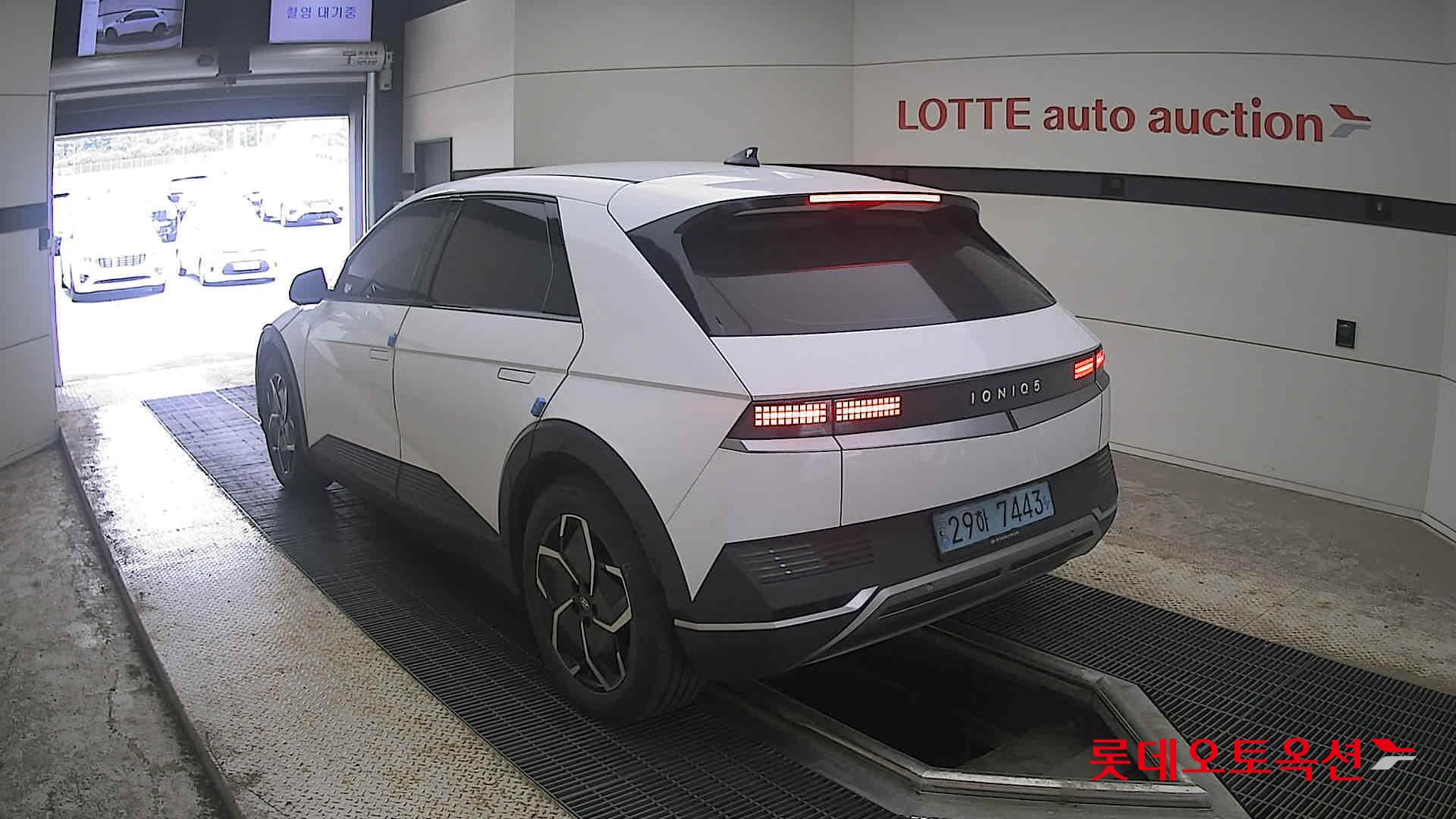 2022 - hyundai ioniq