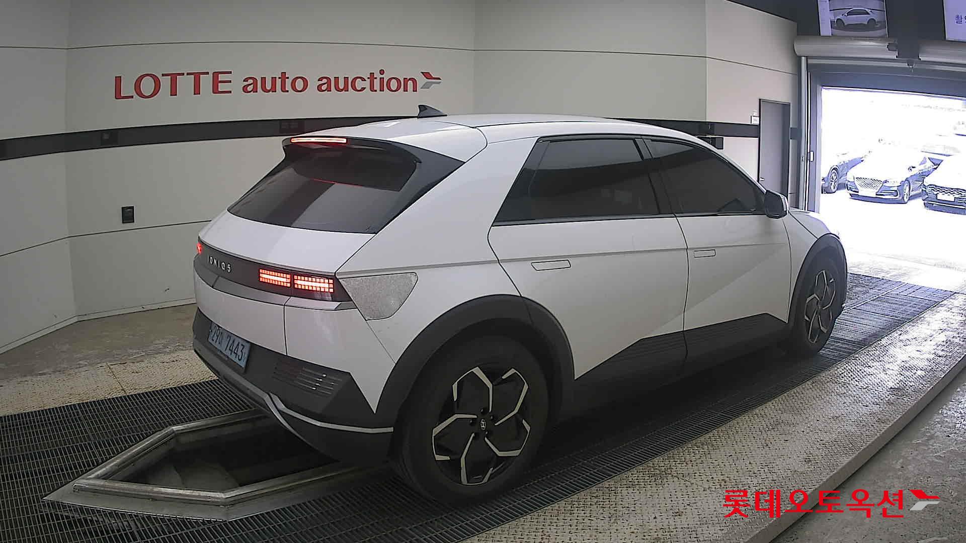 2022 - hyundai ioniq