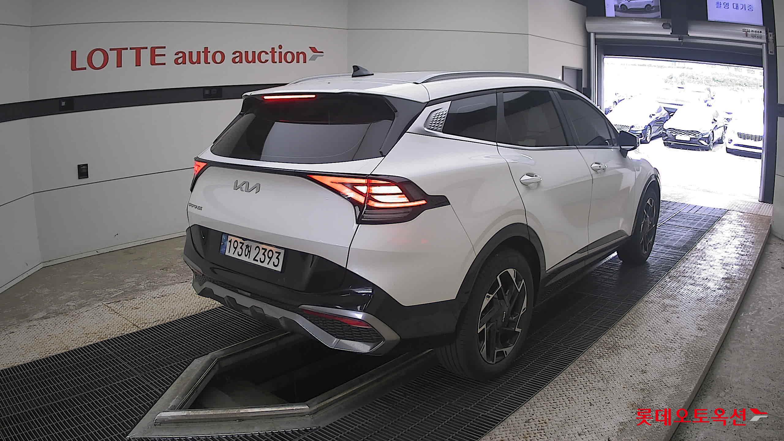 2022 - kia sportage