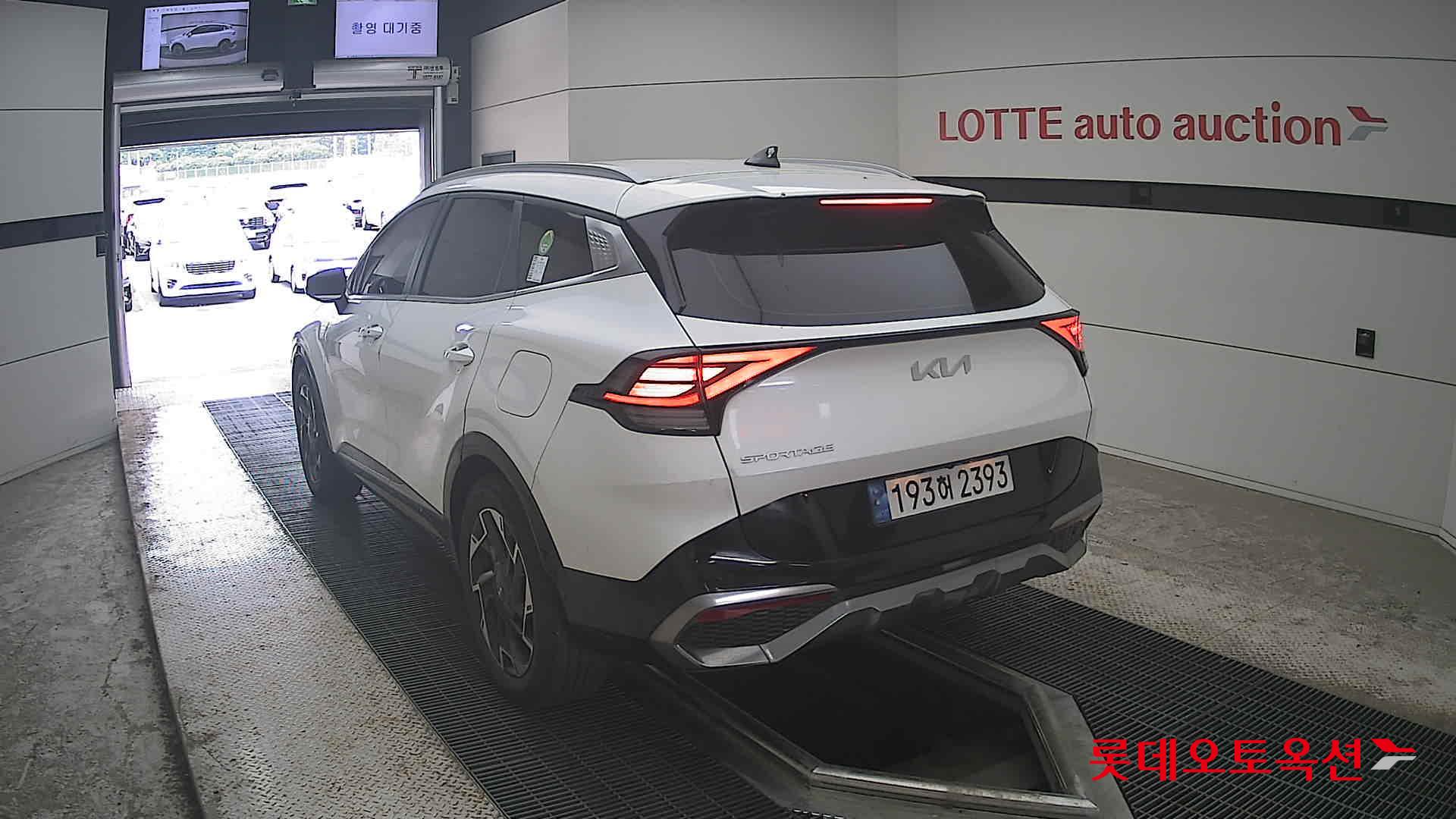 2022 - kia sportage