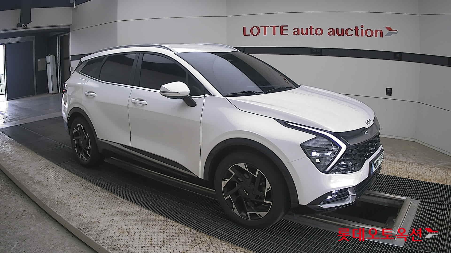 2022 - kia sportage