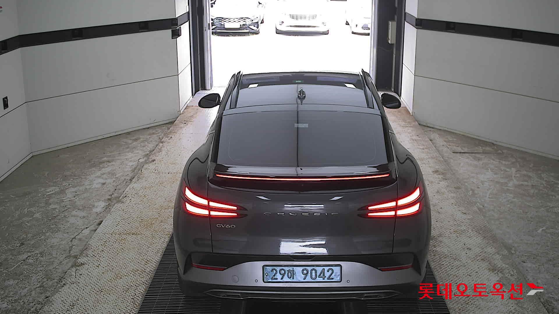2022 - genesis gv60