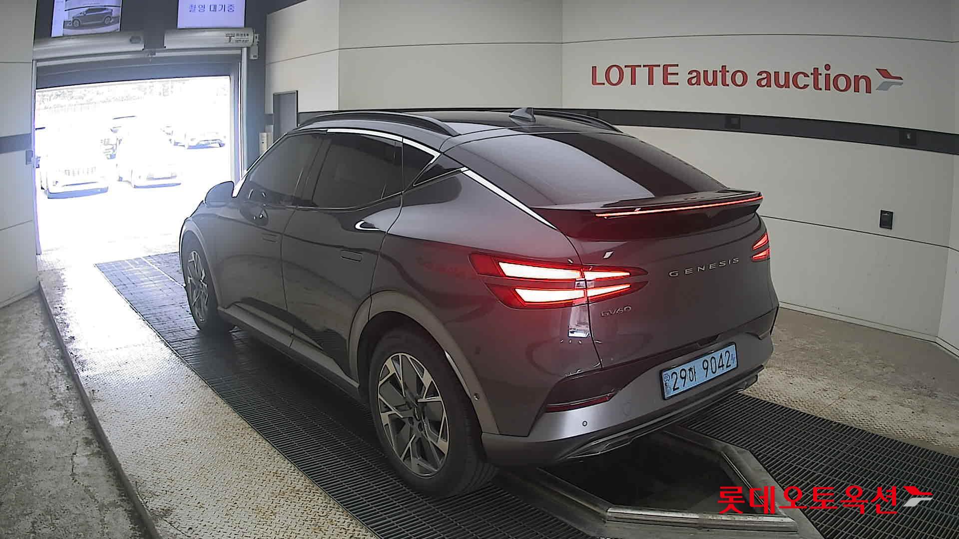 2022 - genesis gv60