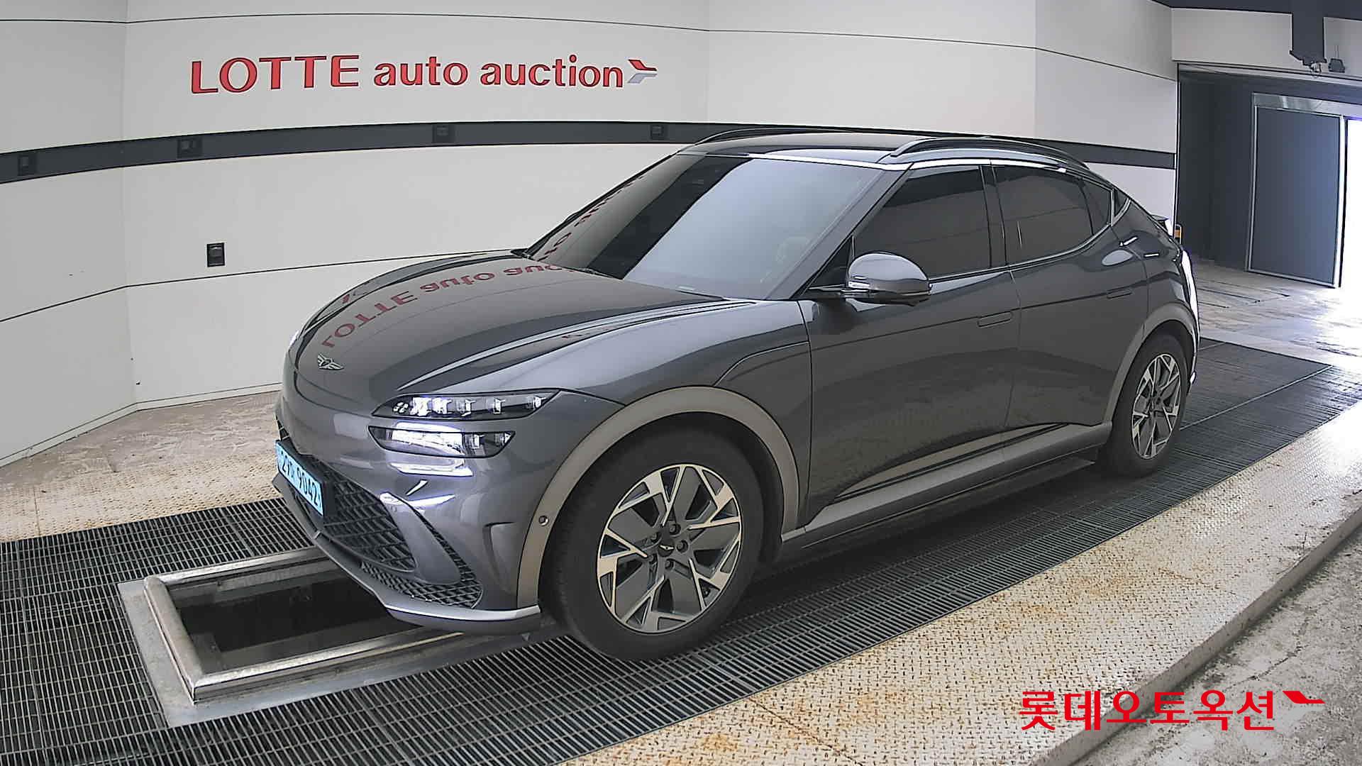 2022 - genesis gv60