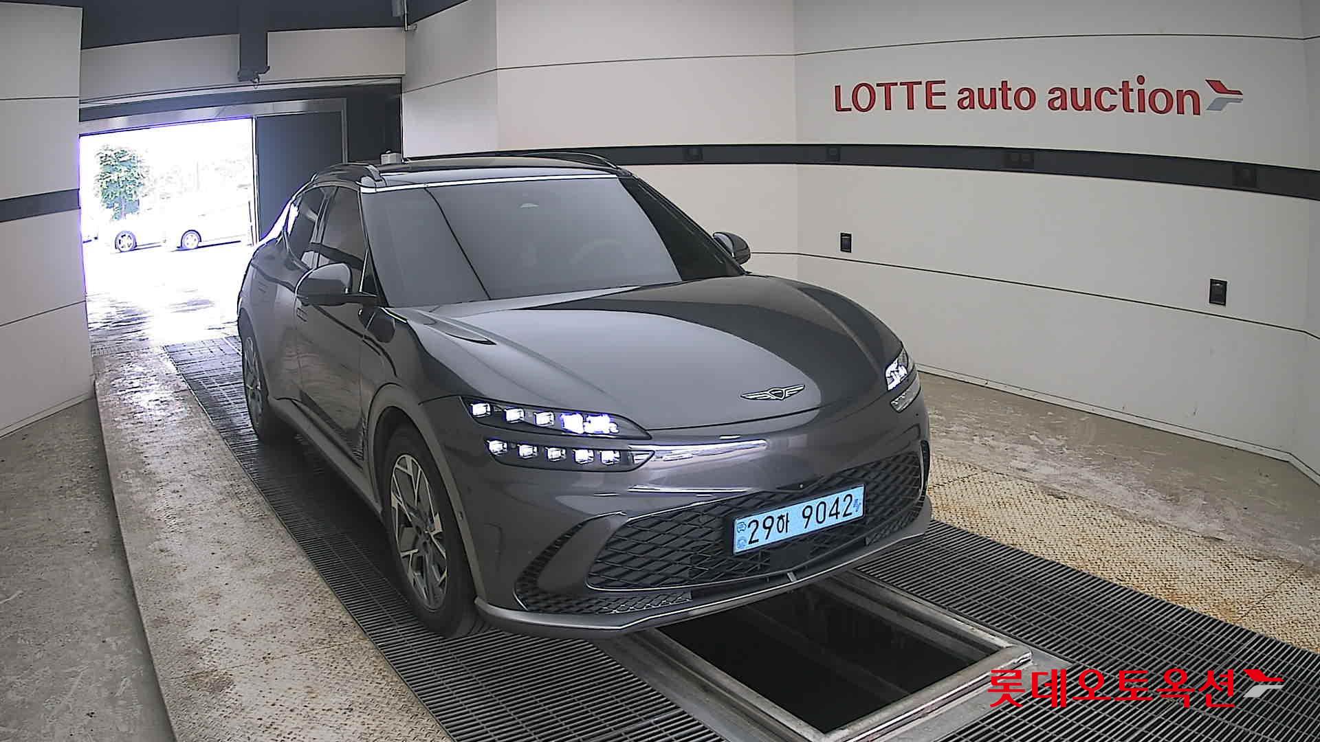 2022 - genesis gv60