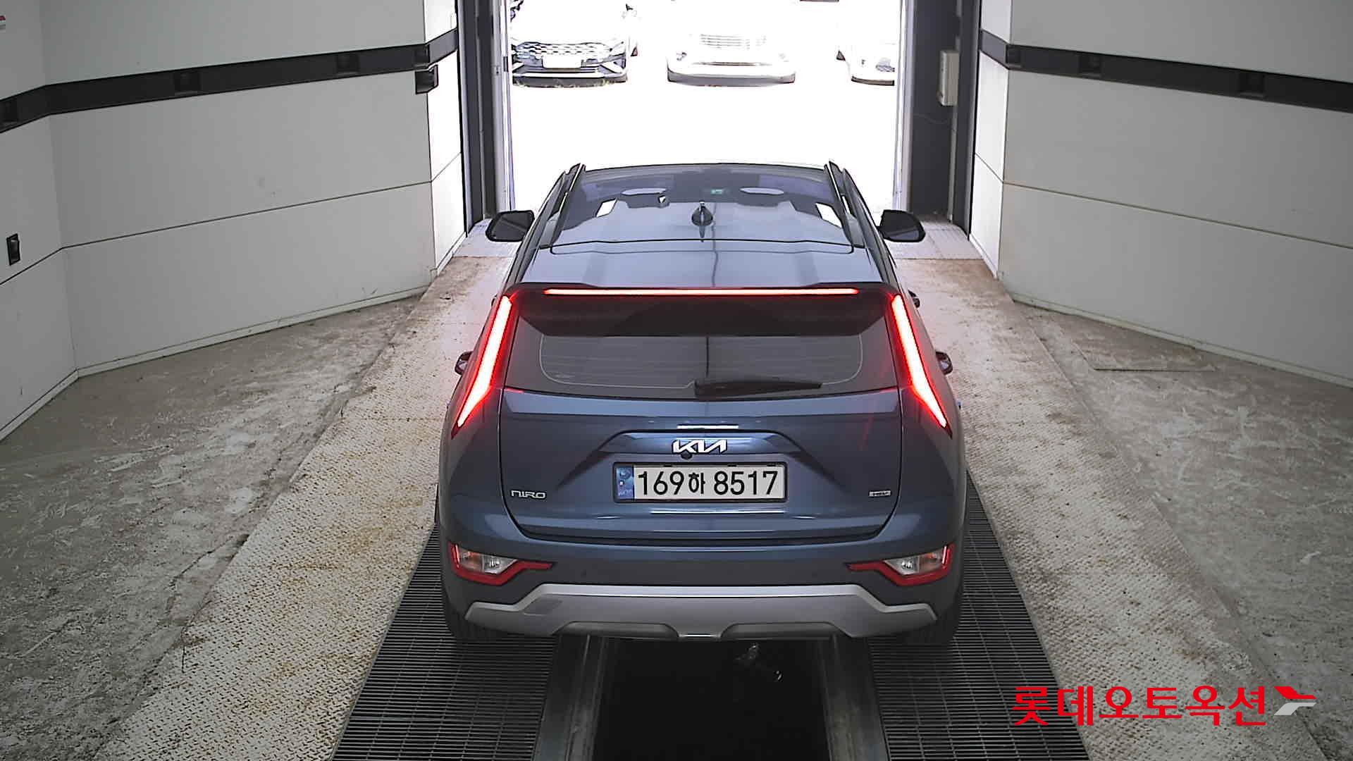 2022 - kia niro
