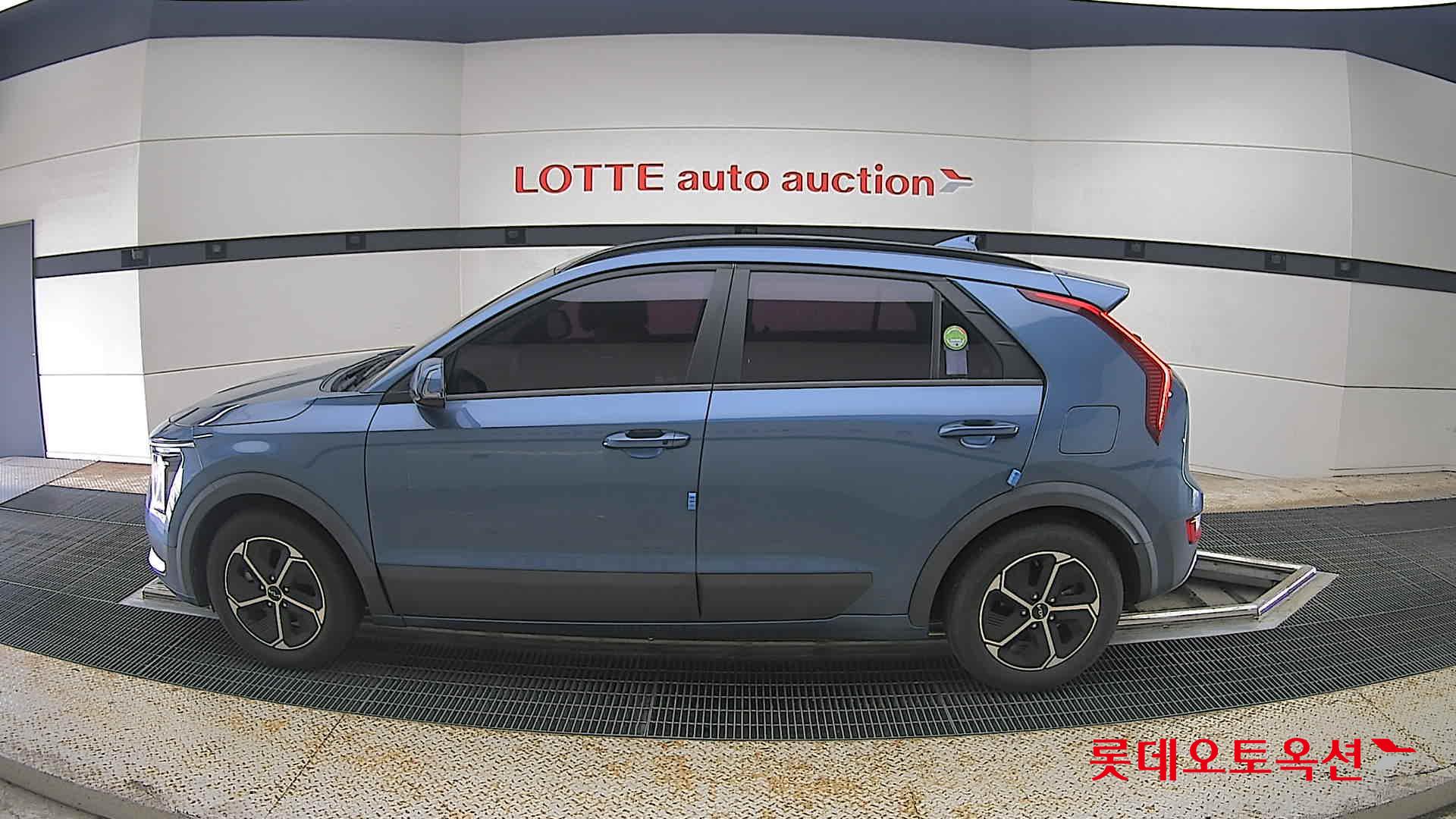 2022 - kia niro