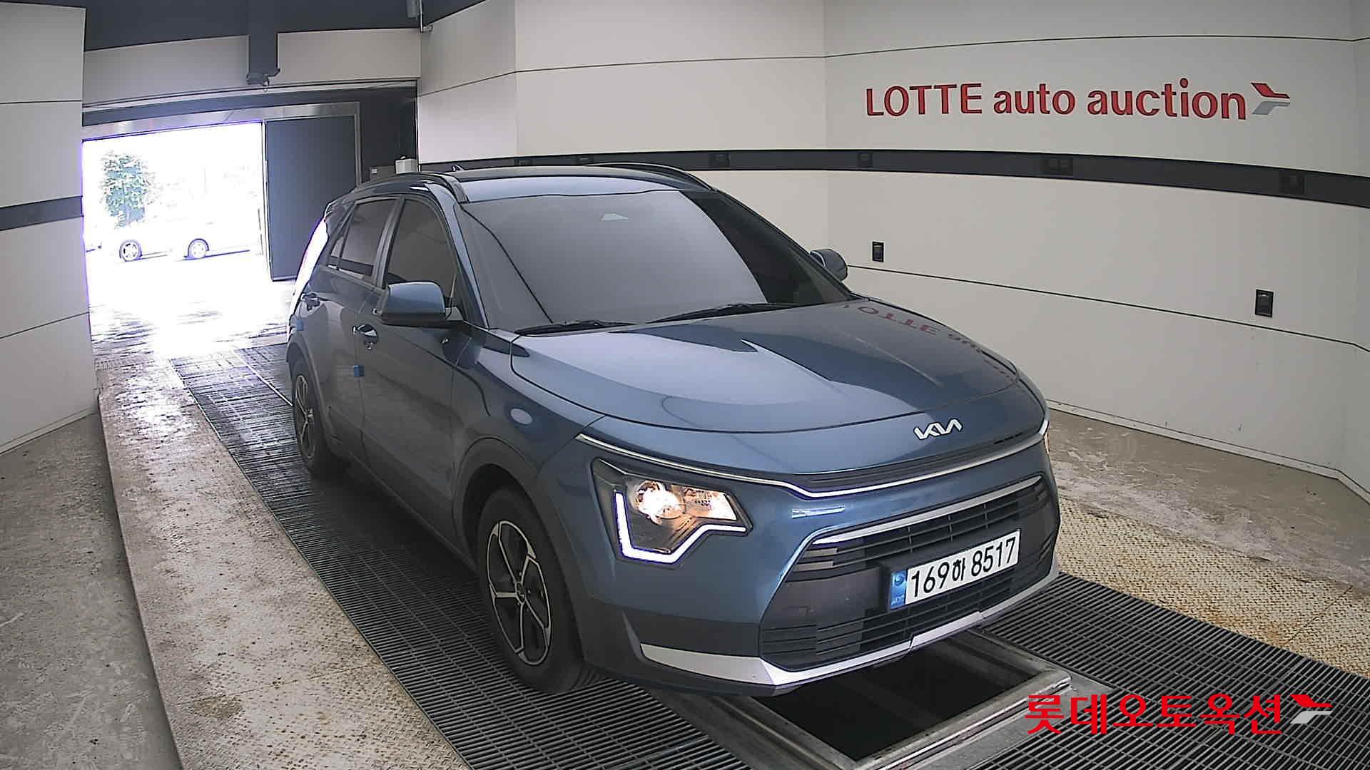 2022 - kia niro