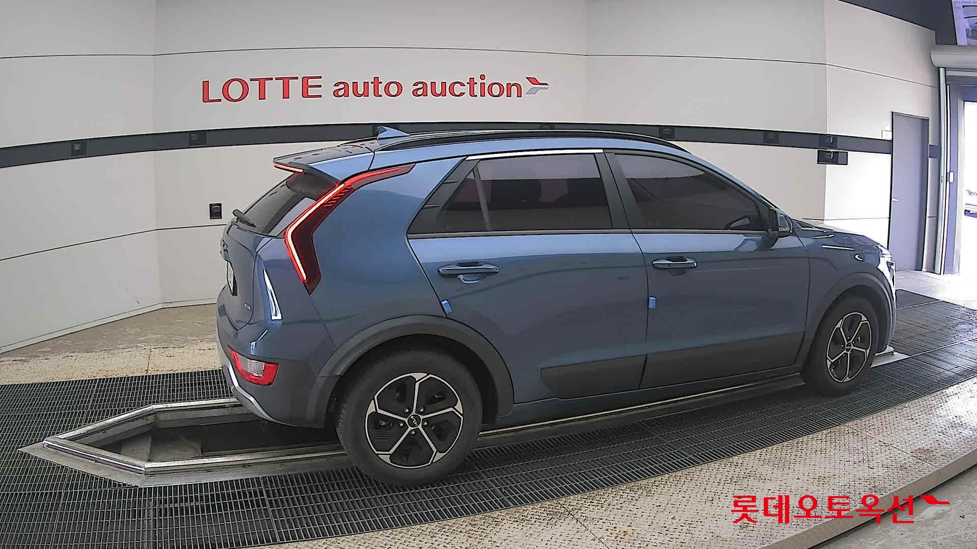 2022 - kia niro