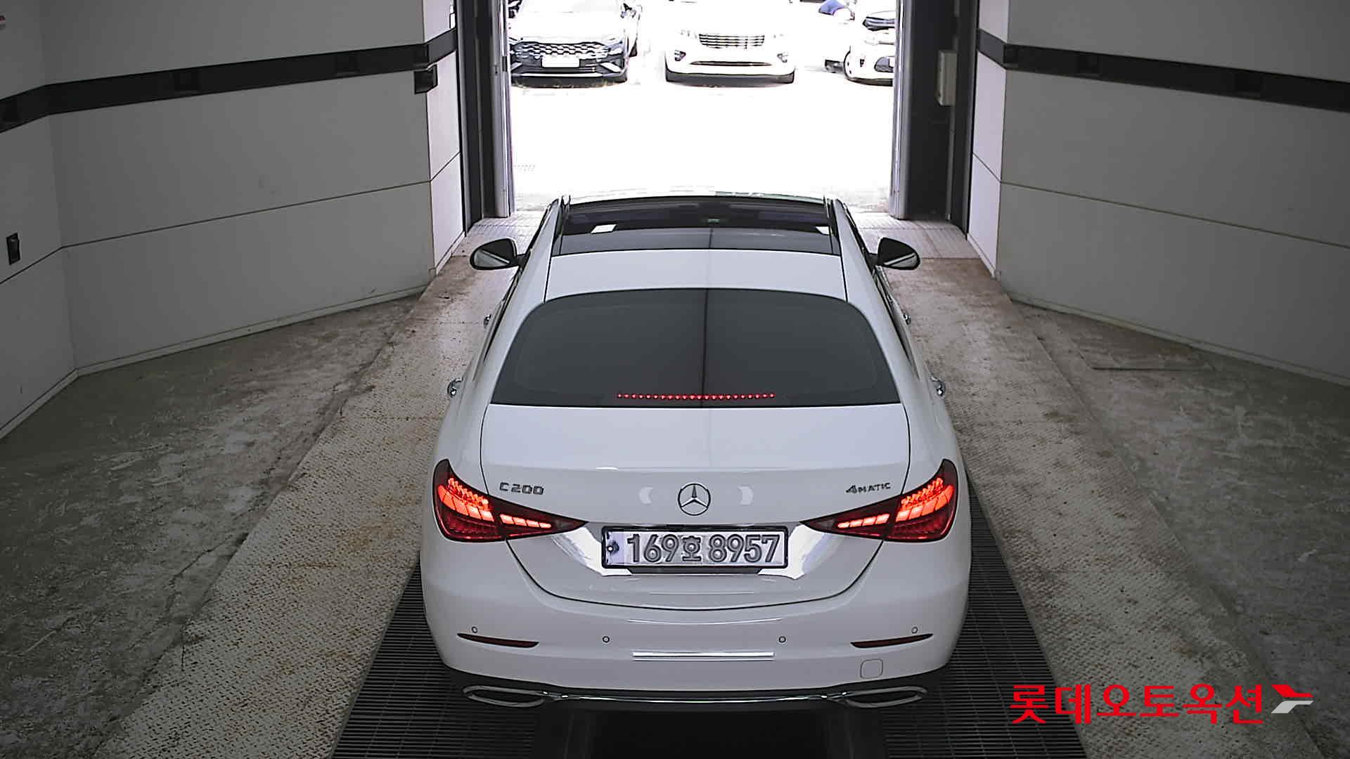 2022 - mercedes-benz c200