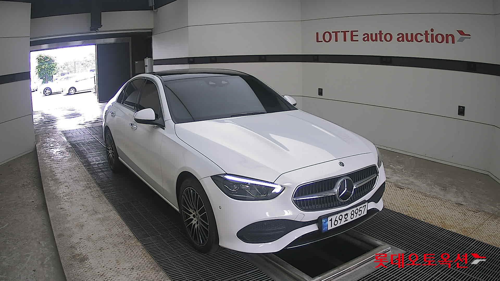 2022 - mercedes-benz c200