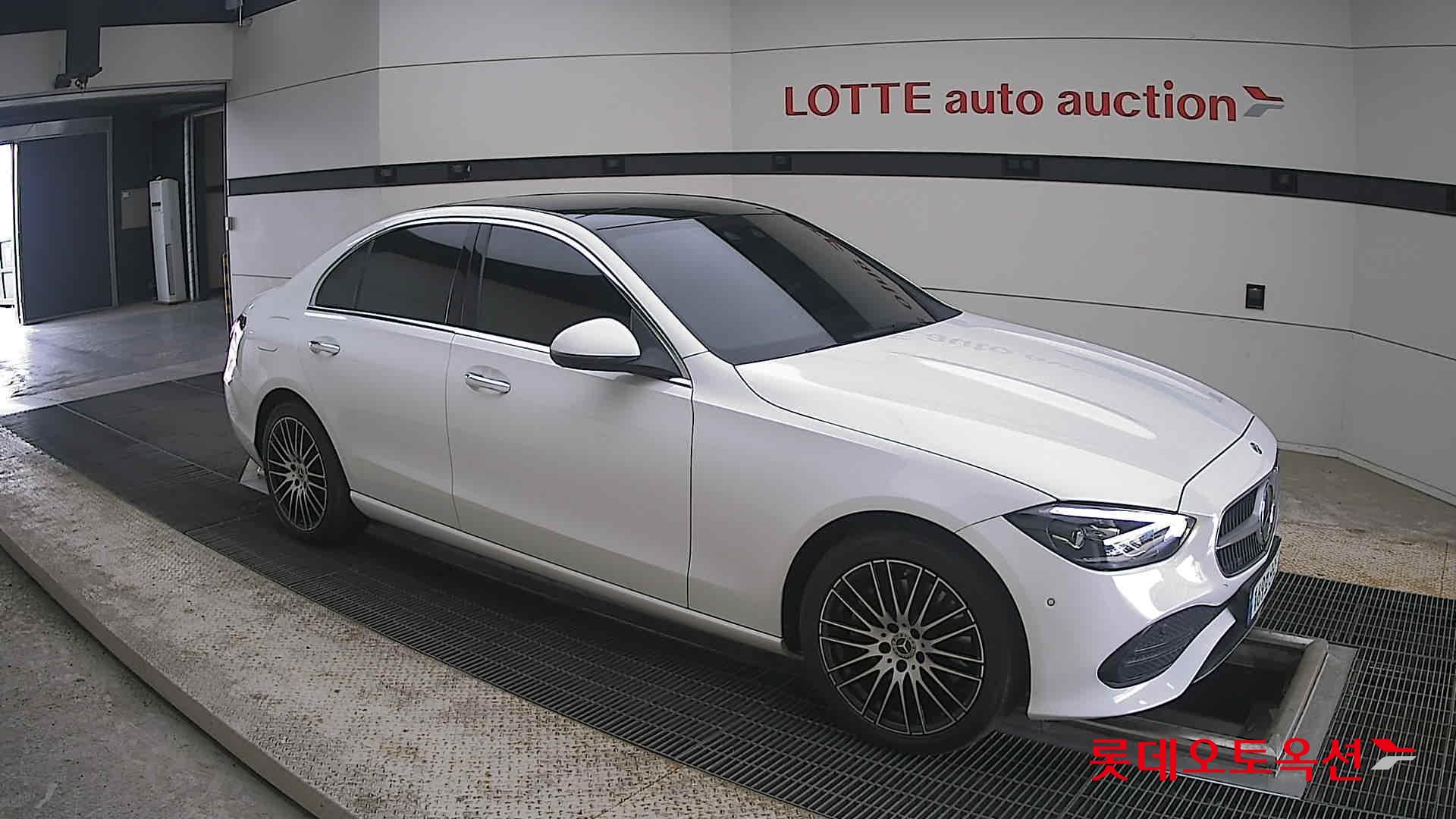 2022 - mercedes-benz c200