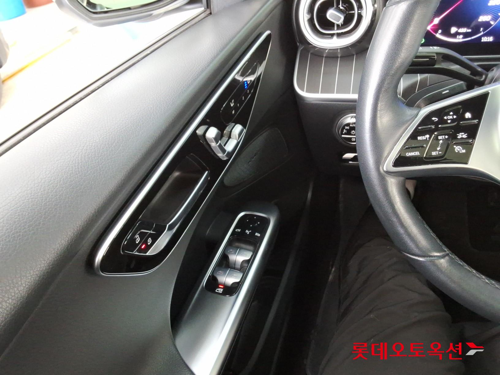 2022 - mercedes-benz c200