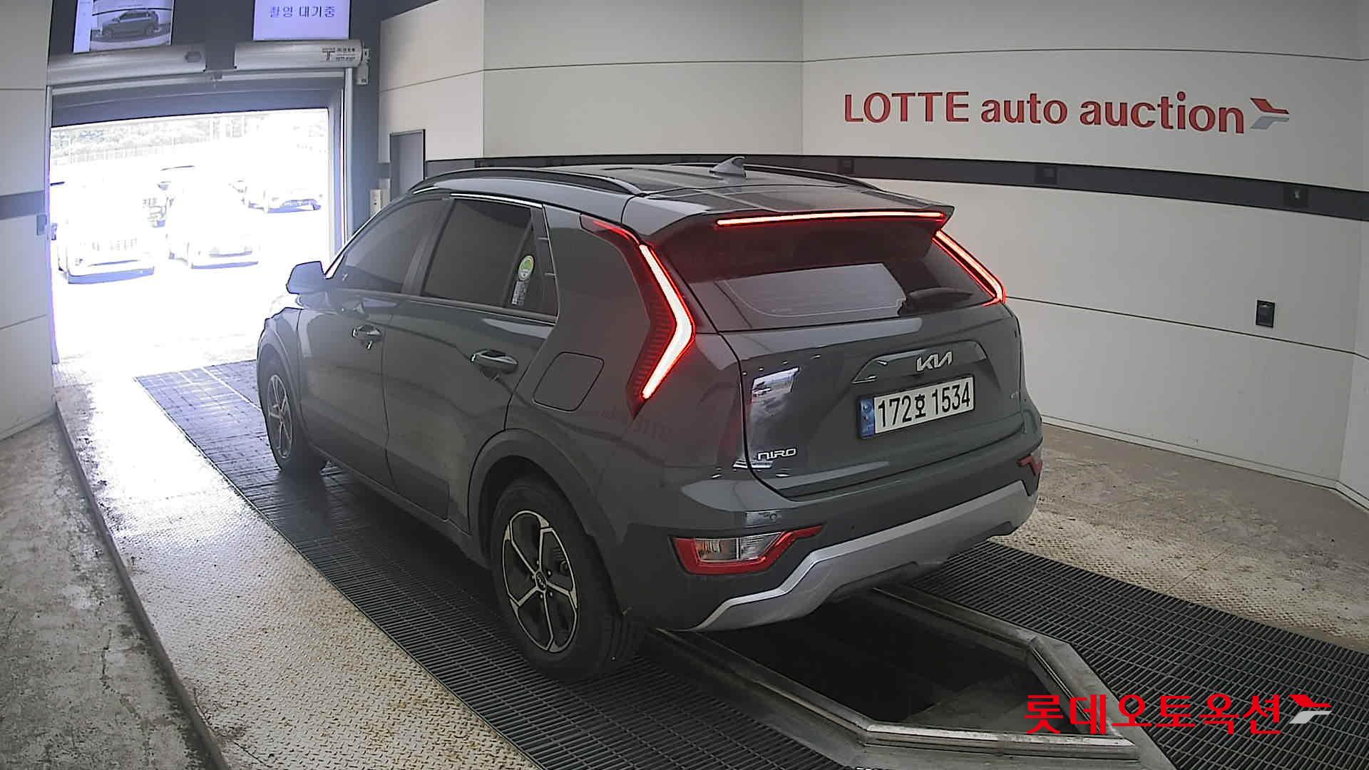 2022 - kia niro