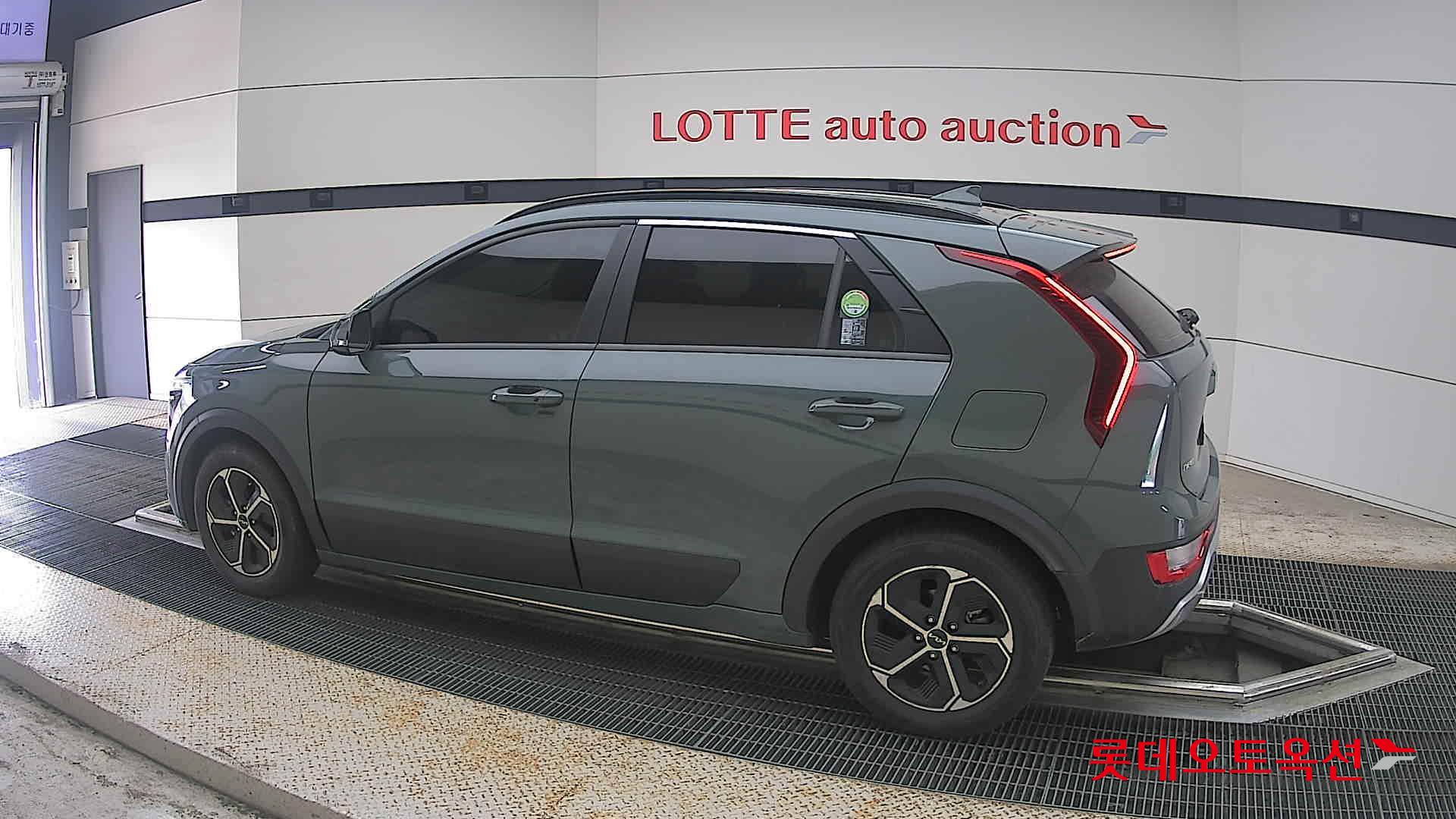 2022 - kia niro