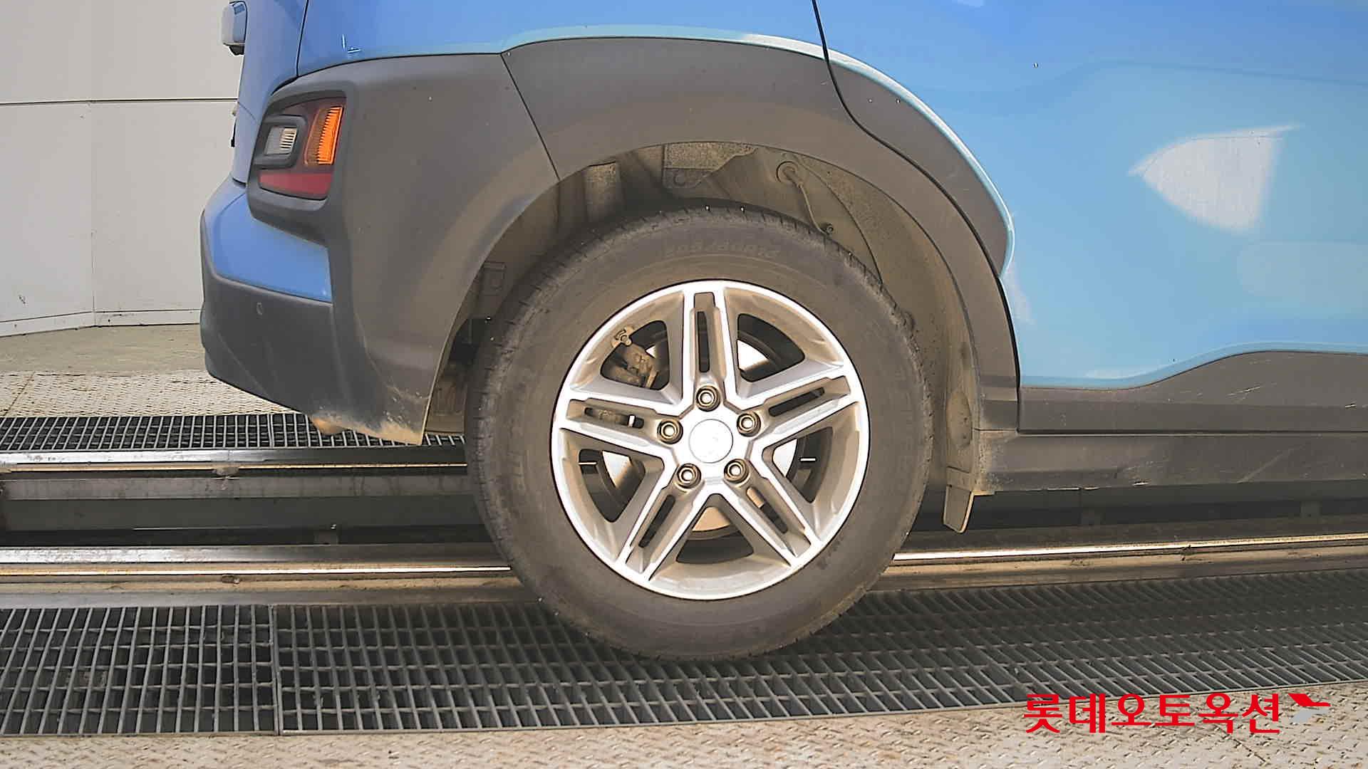 2020 - hyundai kona