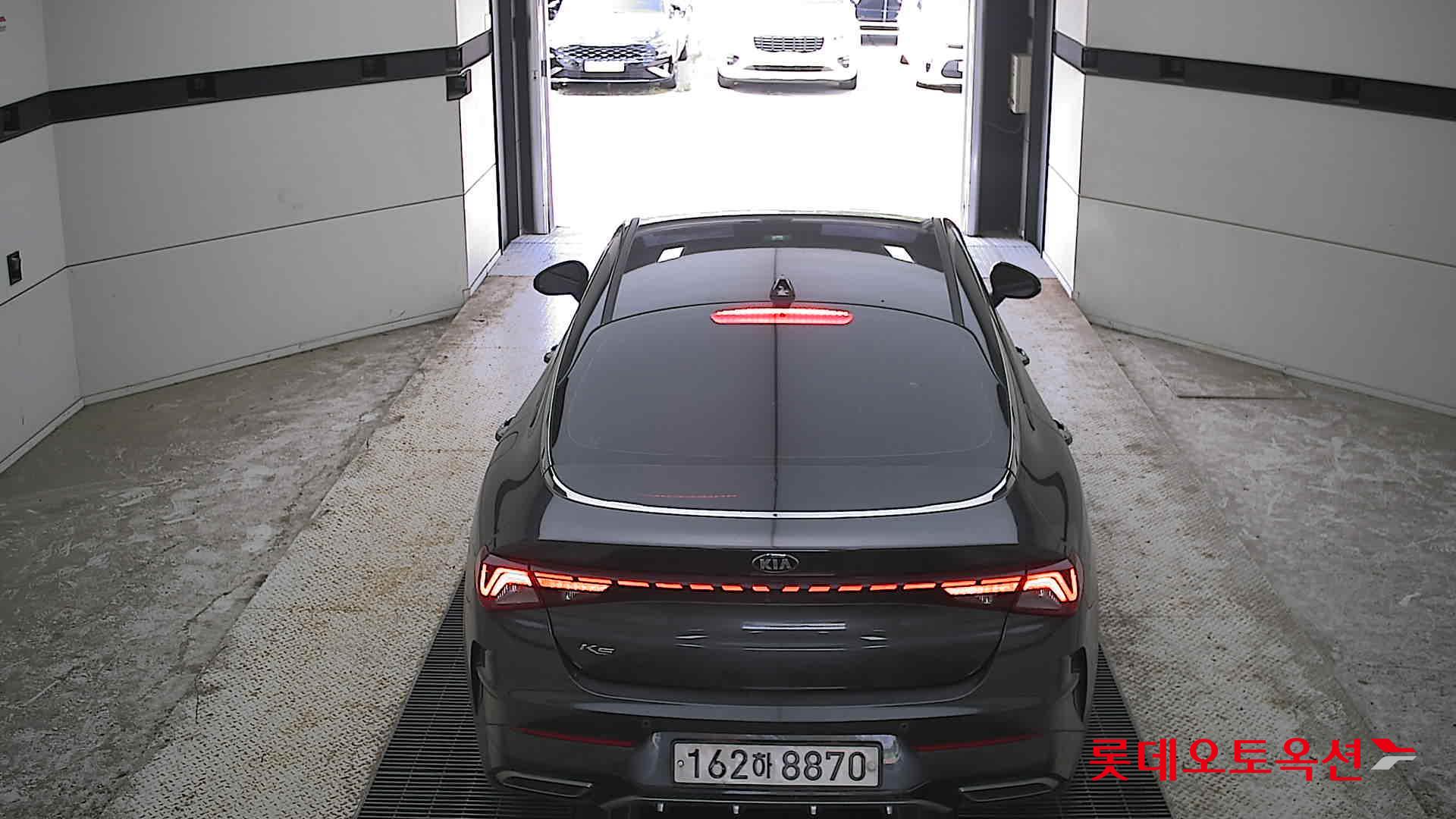 2021 - kia k5