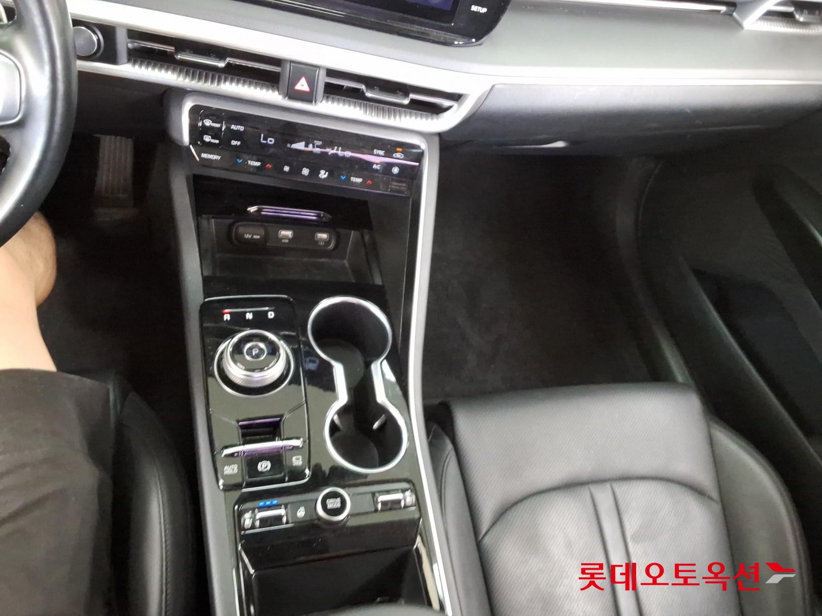 2021 - kia k5