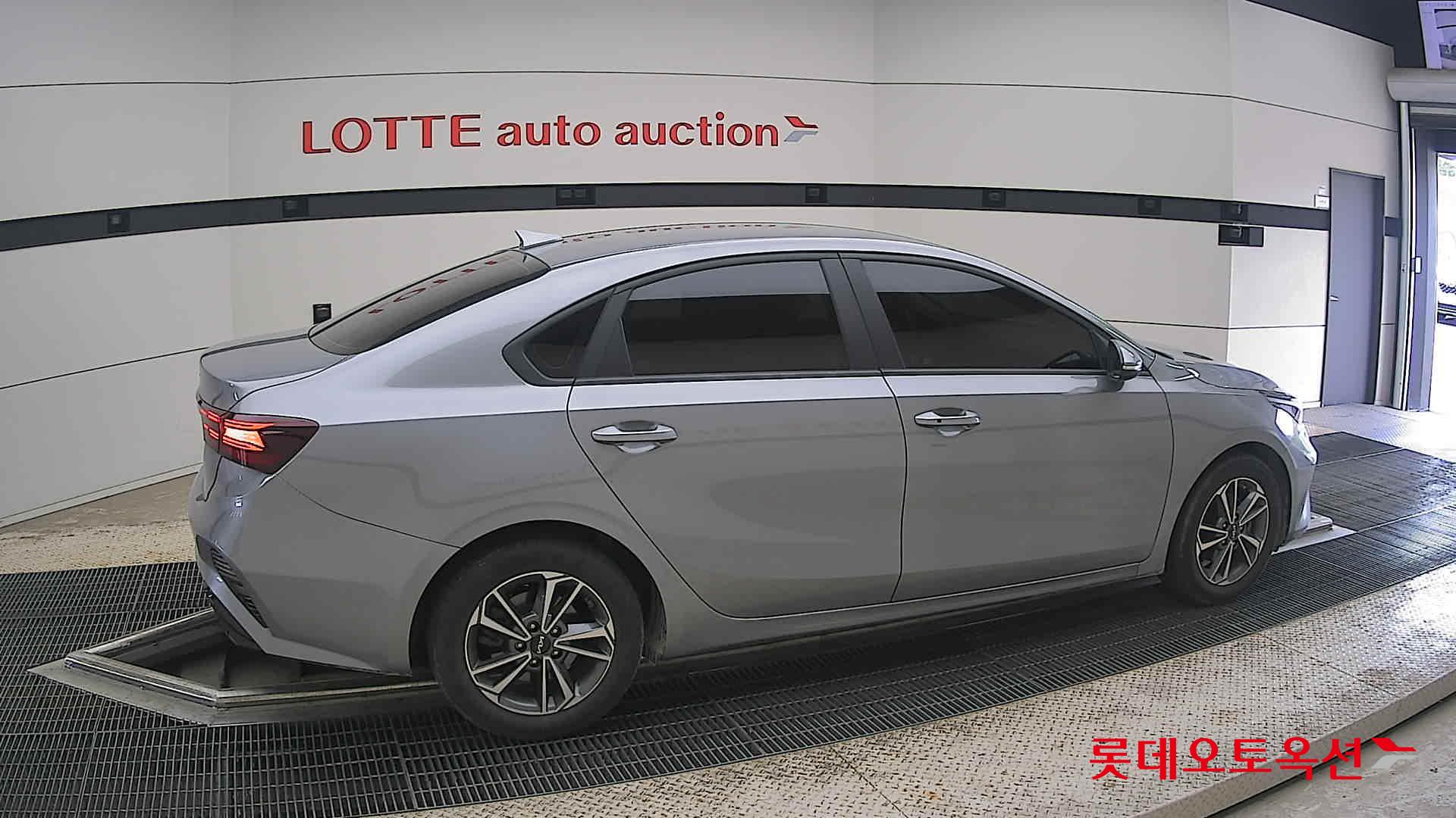 2022 - kia k3