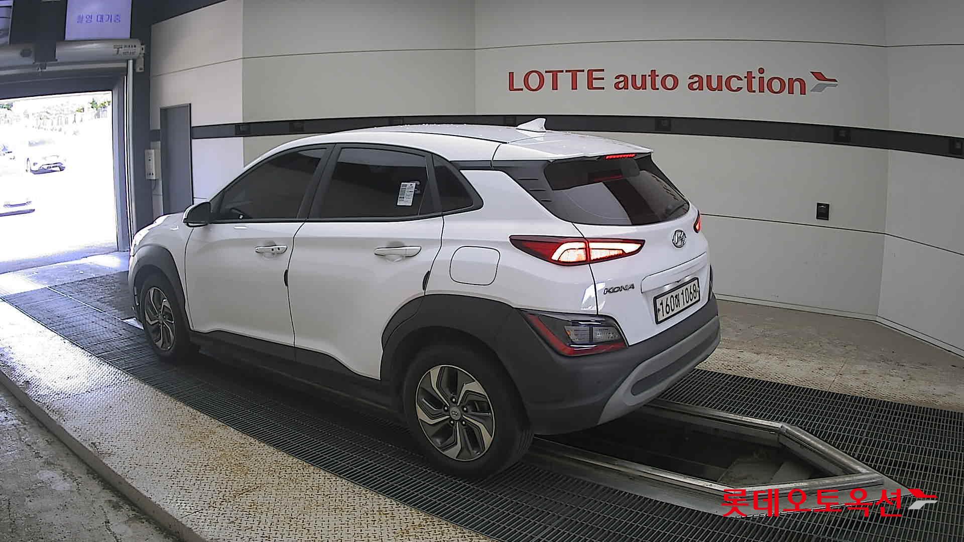 2021 - hyundai kona