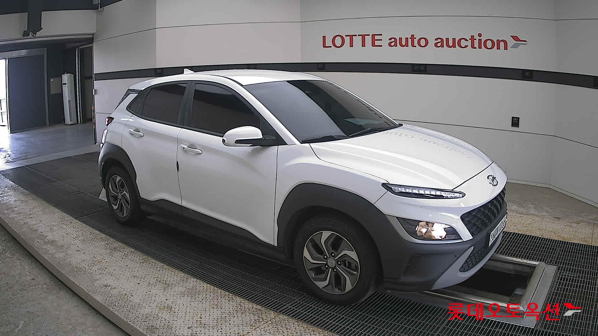 2021 - hyundai kona