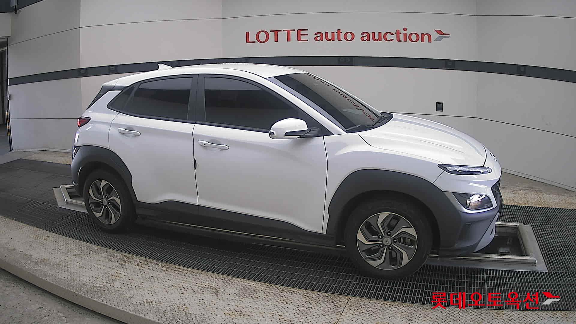 2021 - hyundai kona