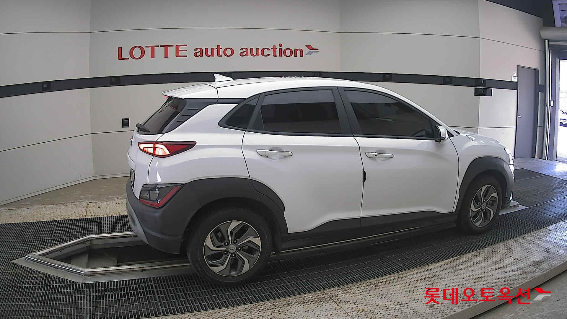 2021 - hyundai kona